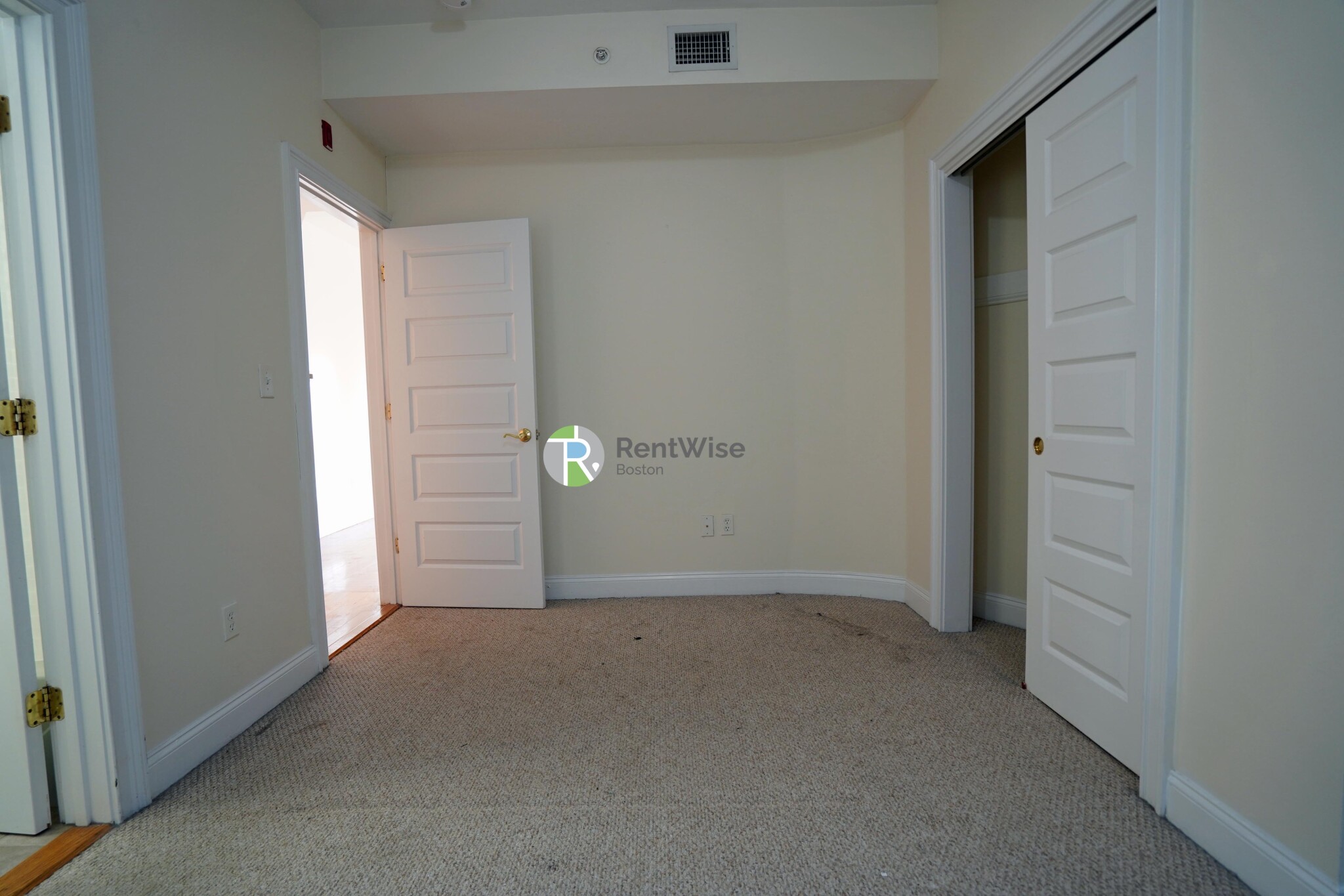 53 Ashford St, Allston