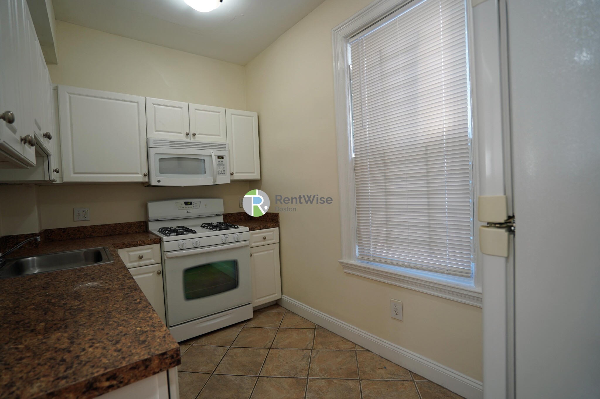 53 Ashford St, Allston