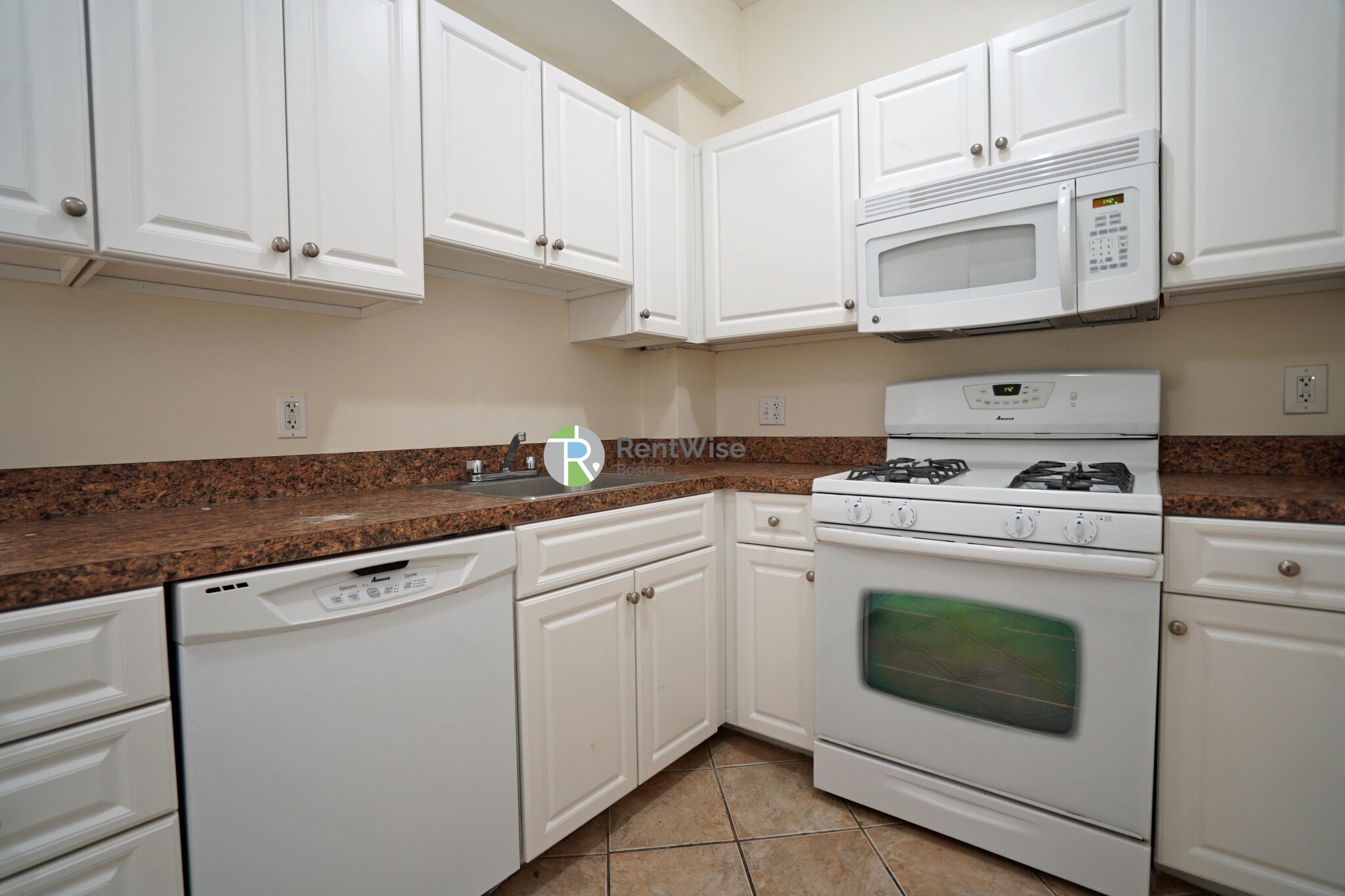 53 Ashford St, Allston