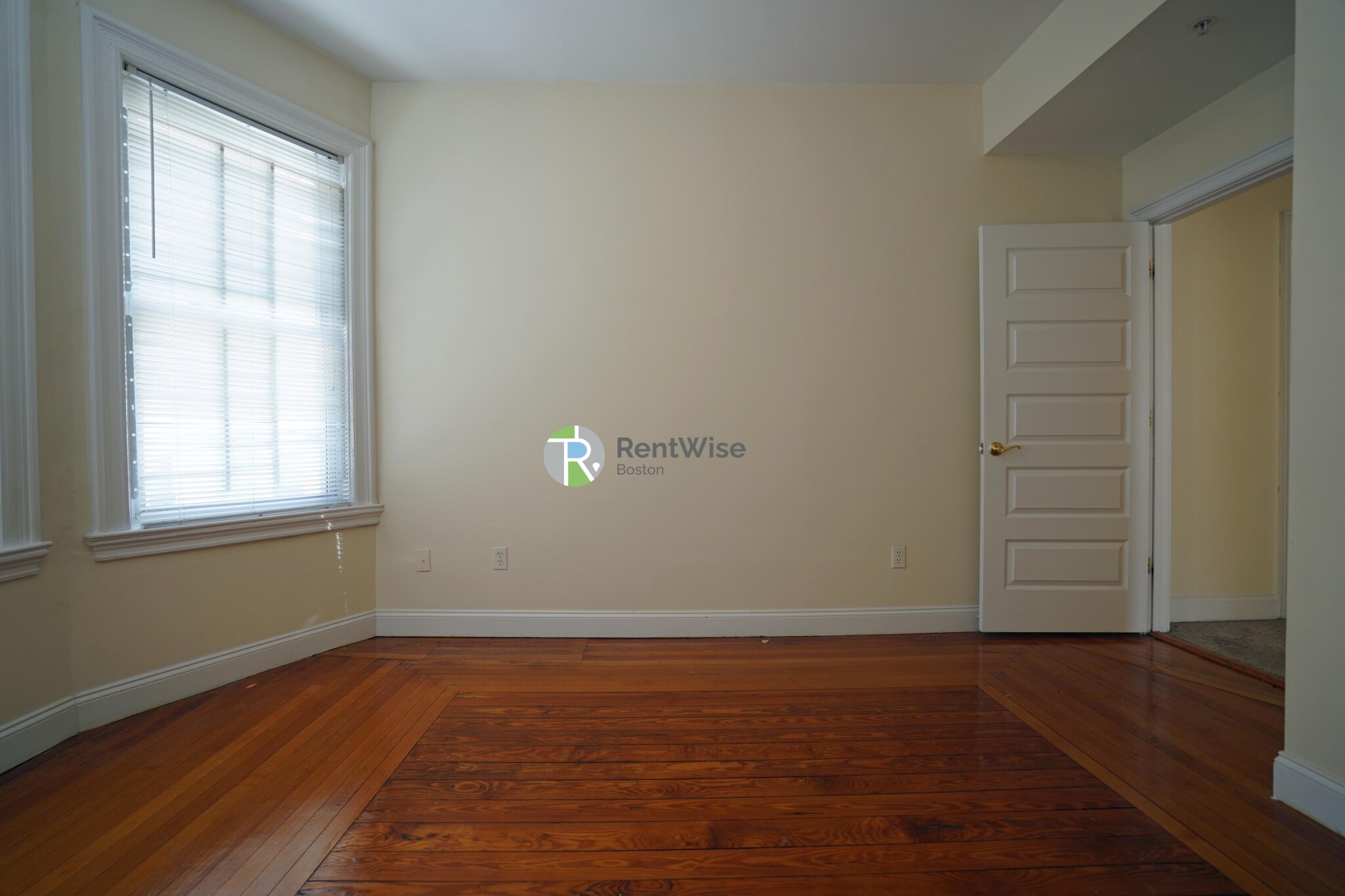 53 Ashford St, Allston