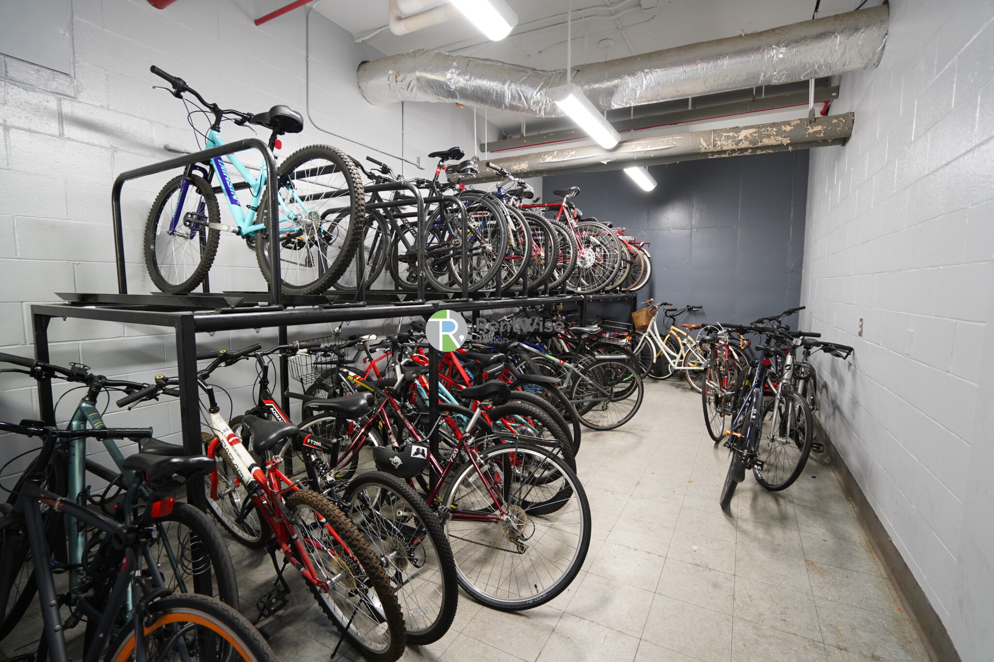 185 Freeman St, North Brookline