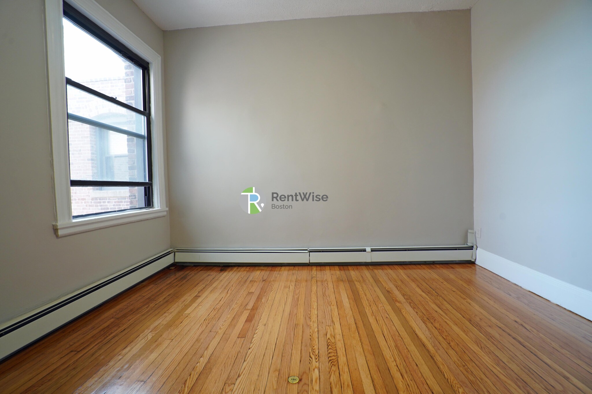 72 Gardner St, Allston