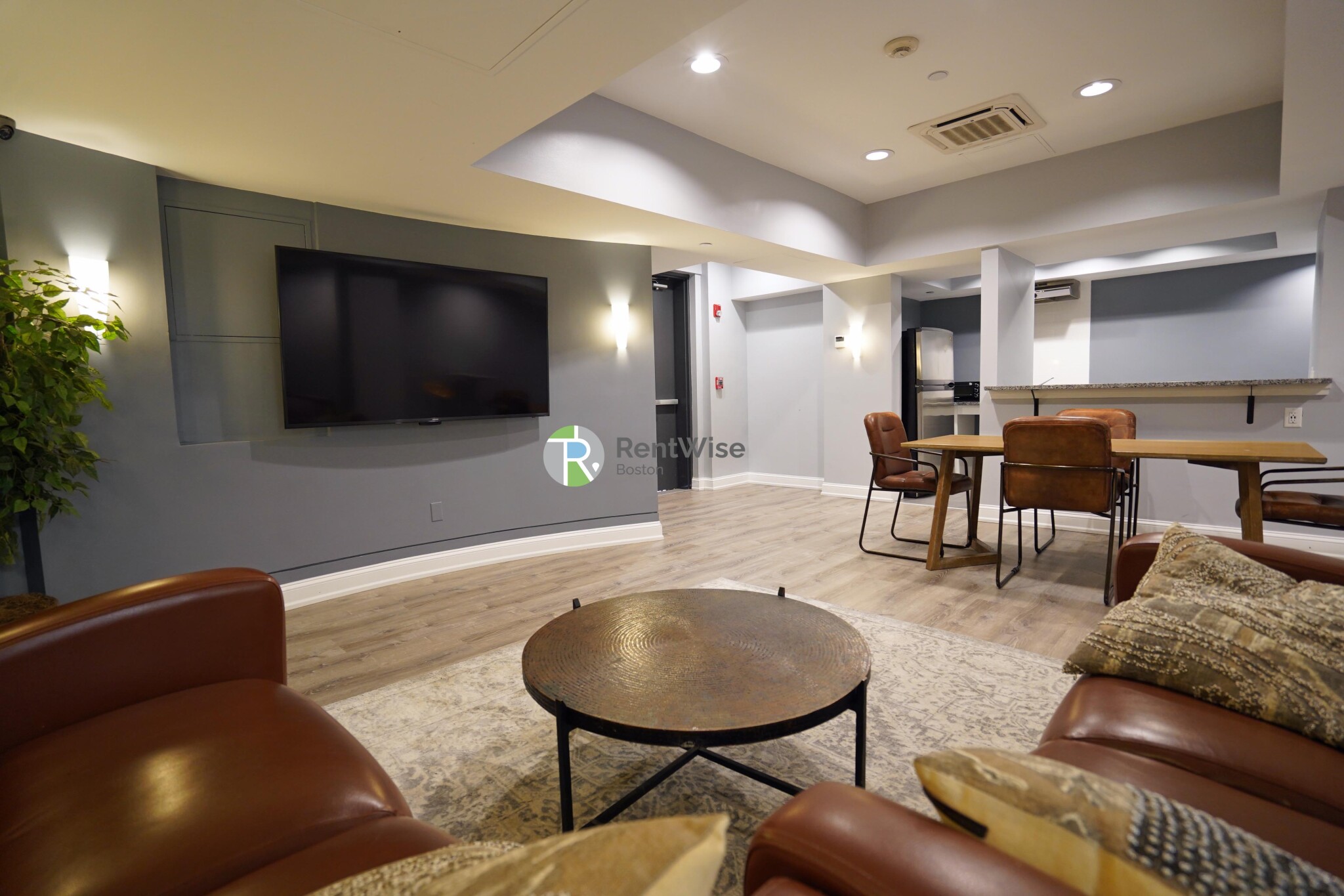 175 Freeman St, Brookline Village