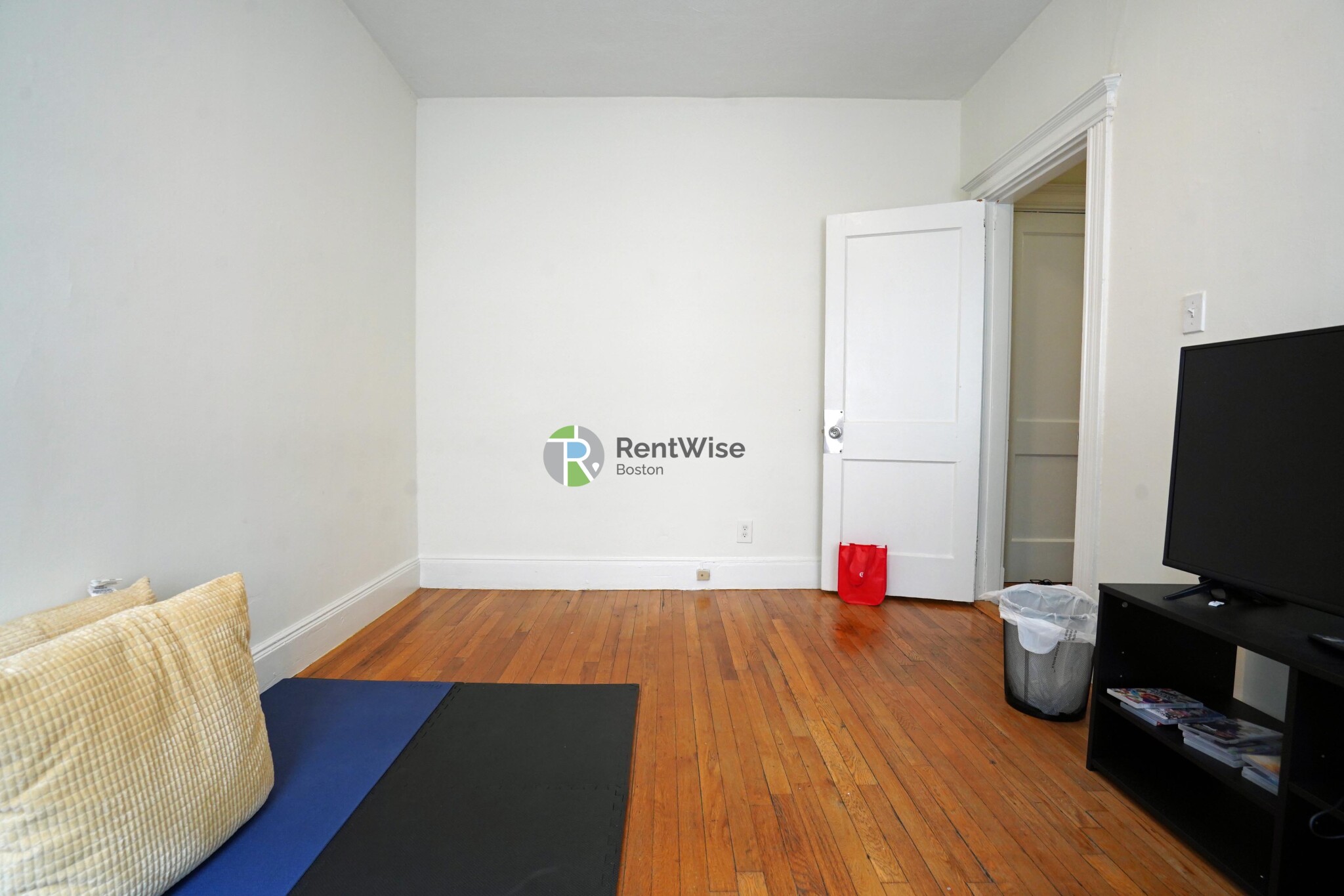 74 Brainerd Rd, Allston