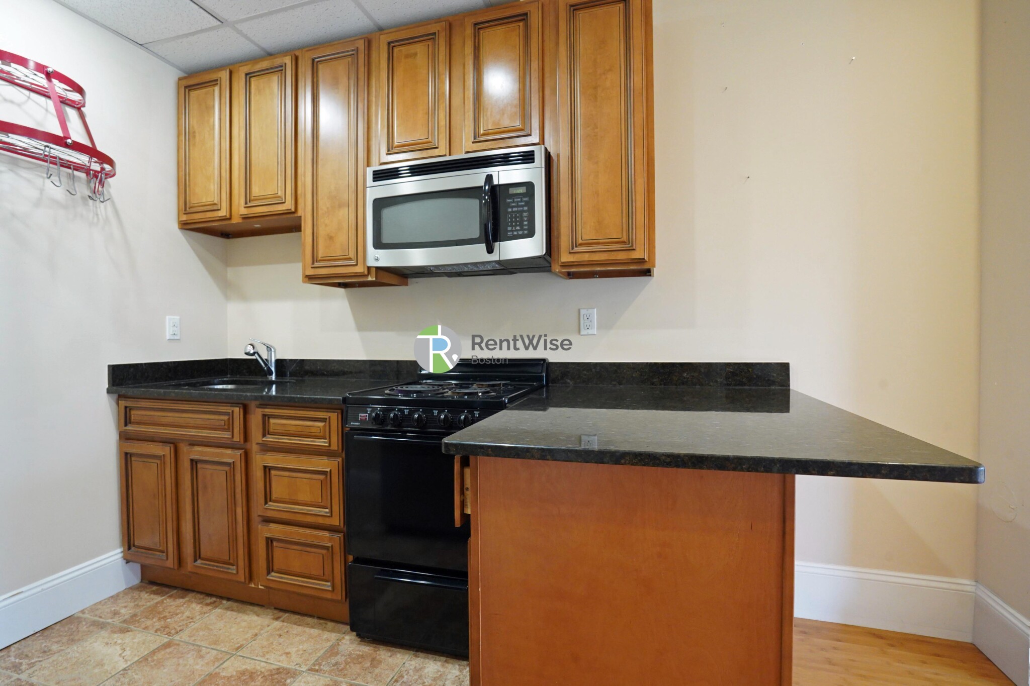 250 Newbury St, Back Bay