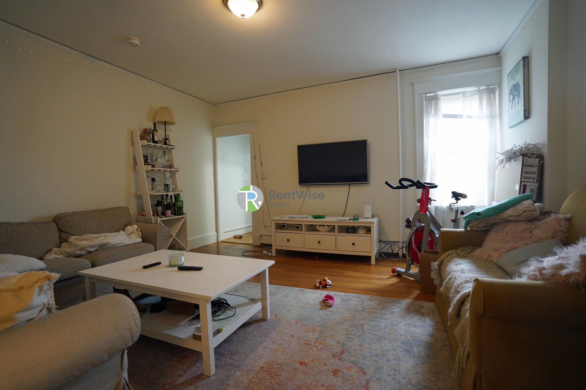 489 East Broadway, South Boston