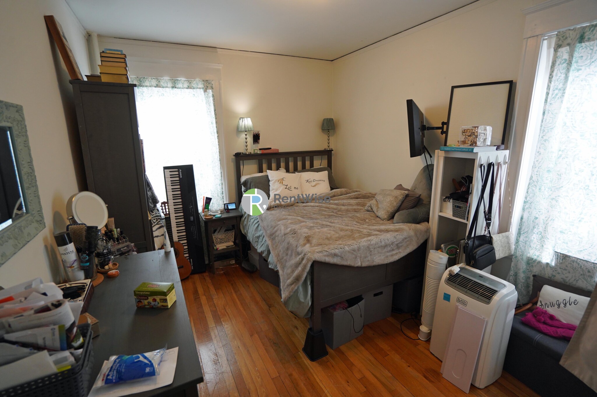 489 East Broadway, South Boston