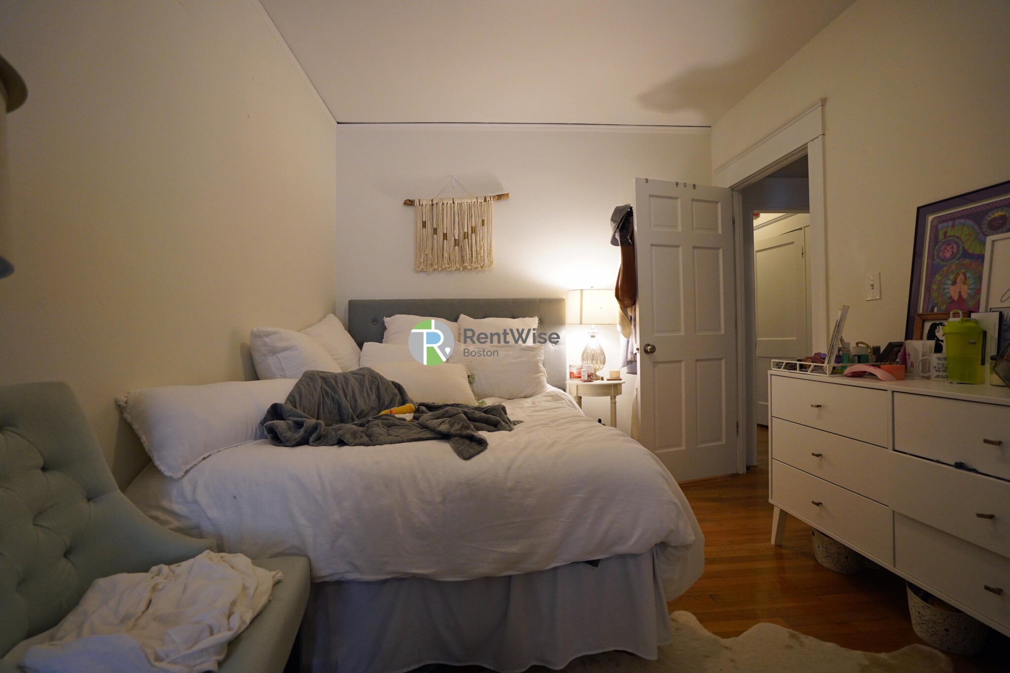 489 East Broadway, South Boston