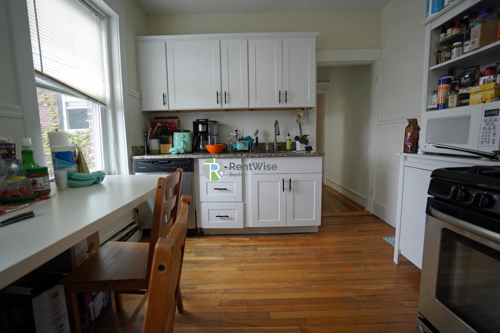 489 East Broadway, South Boston