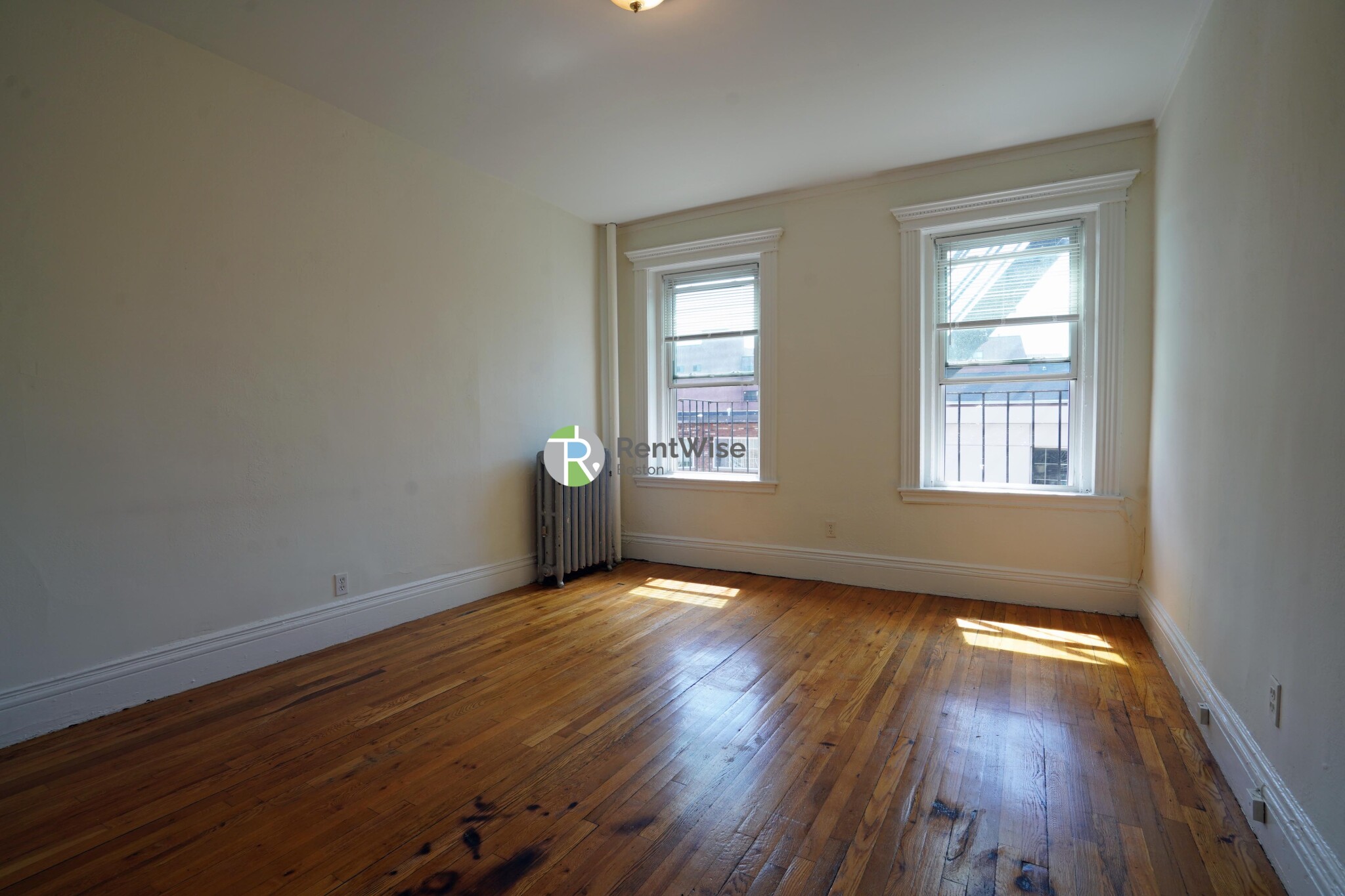 1302 Commonwealth Ave, Allston