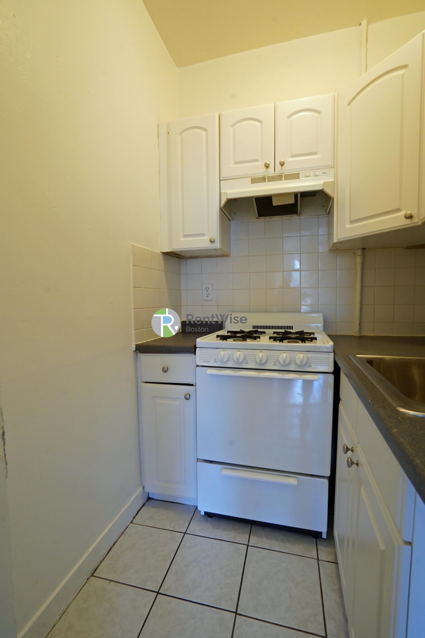 1302 Commonwealth Ave, Allston