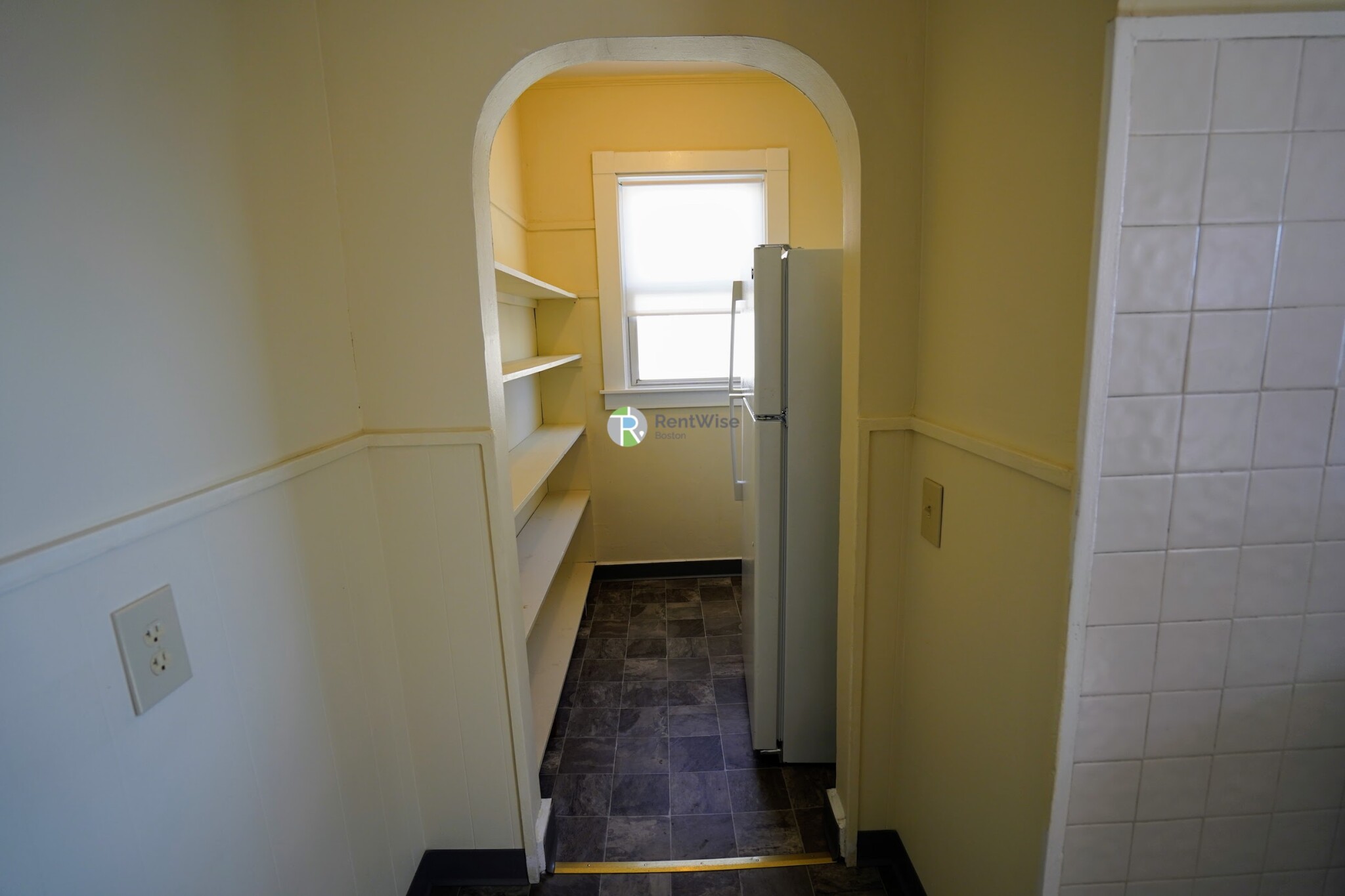 665 Columbia, Dorchester