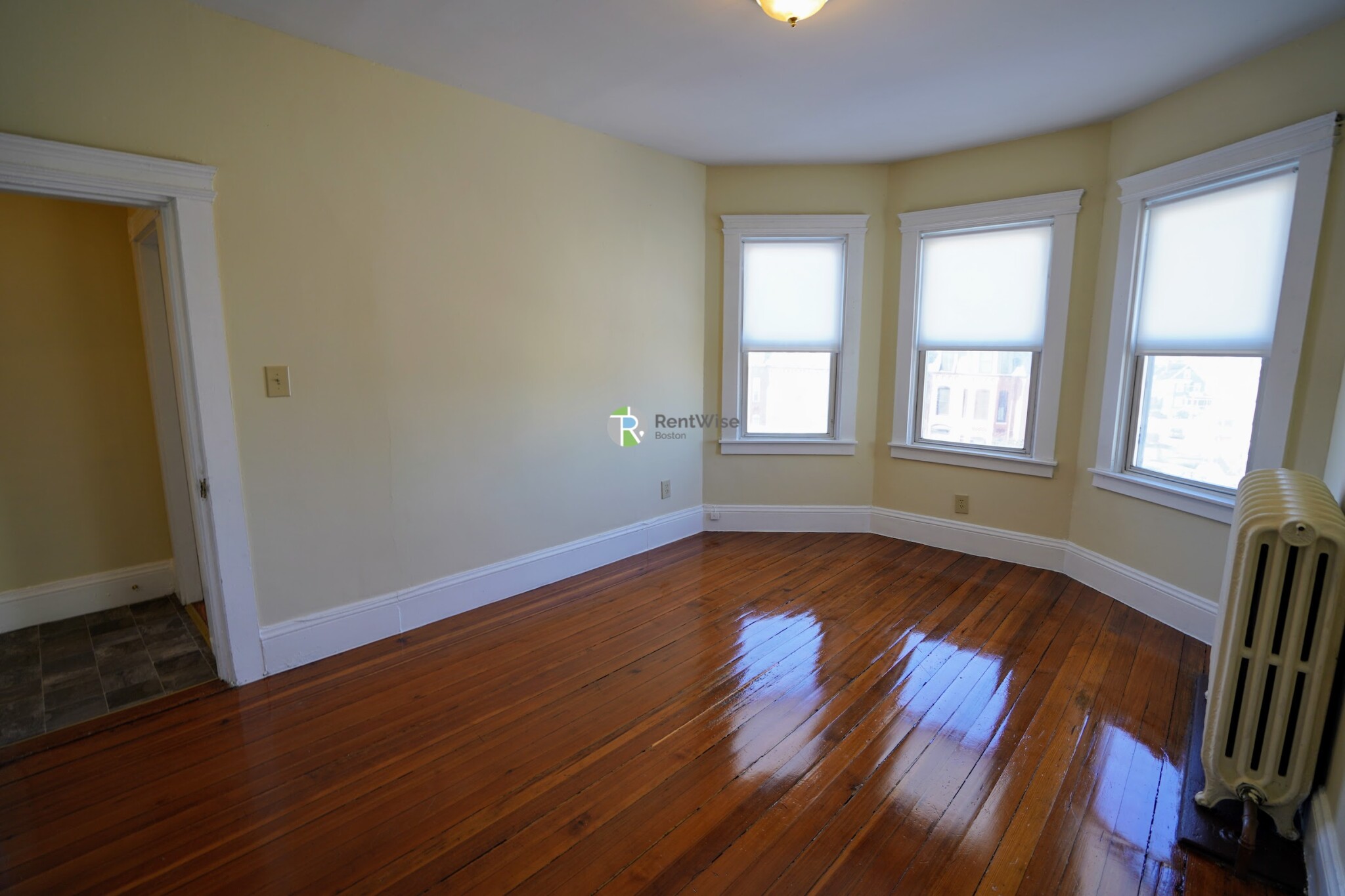 665 Columbia, Dorchester