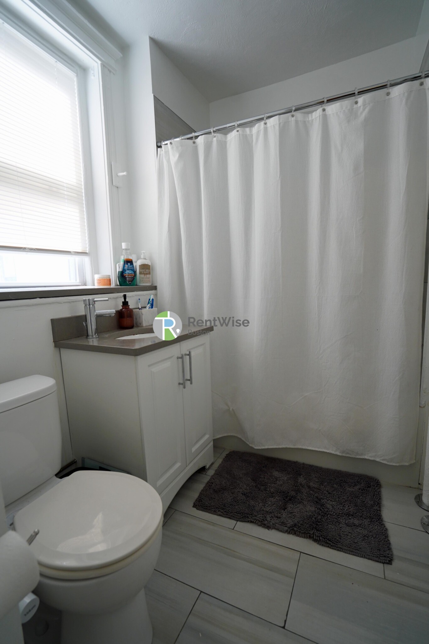 82 Brainerd Rd, Allston