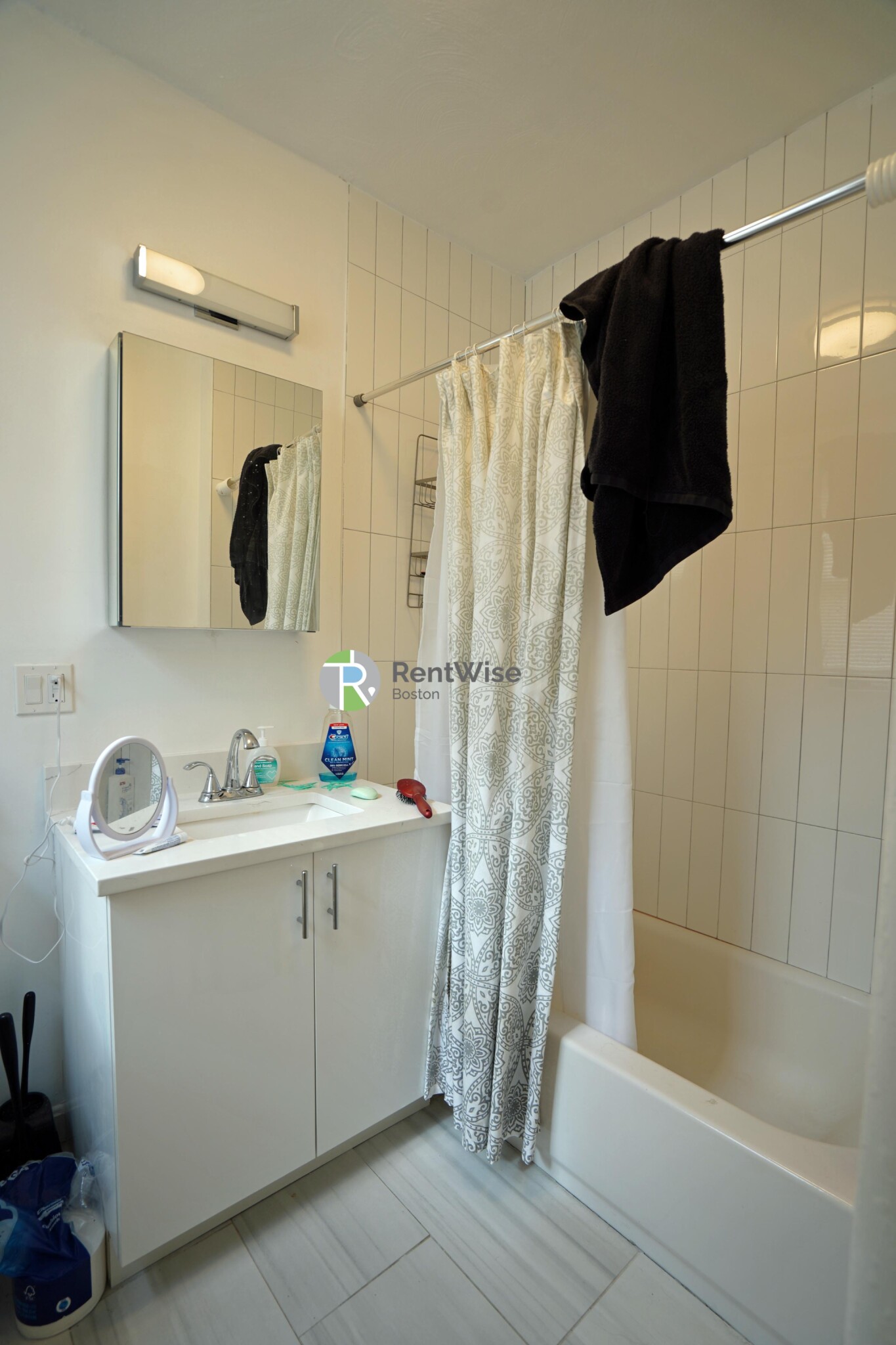 86 Brainerd Rd, Allston