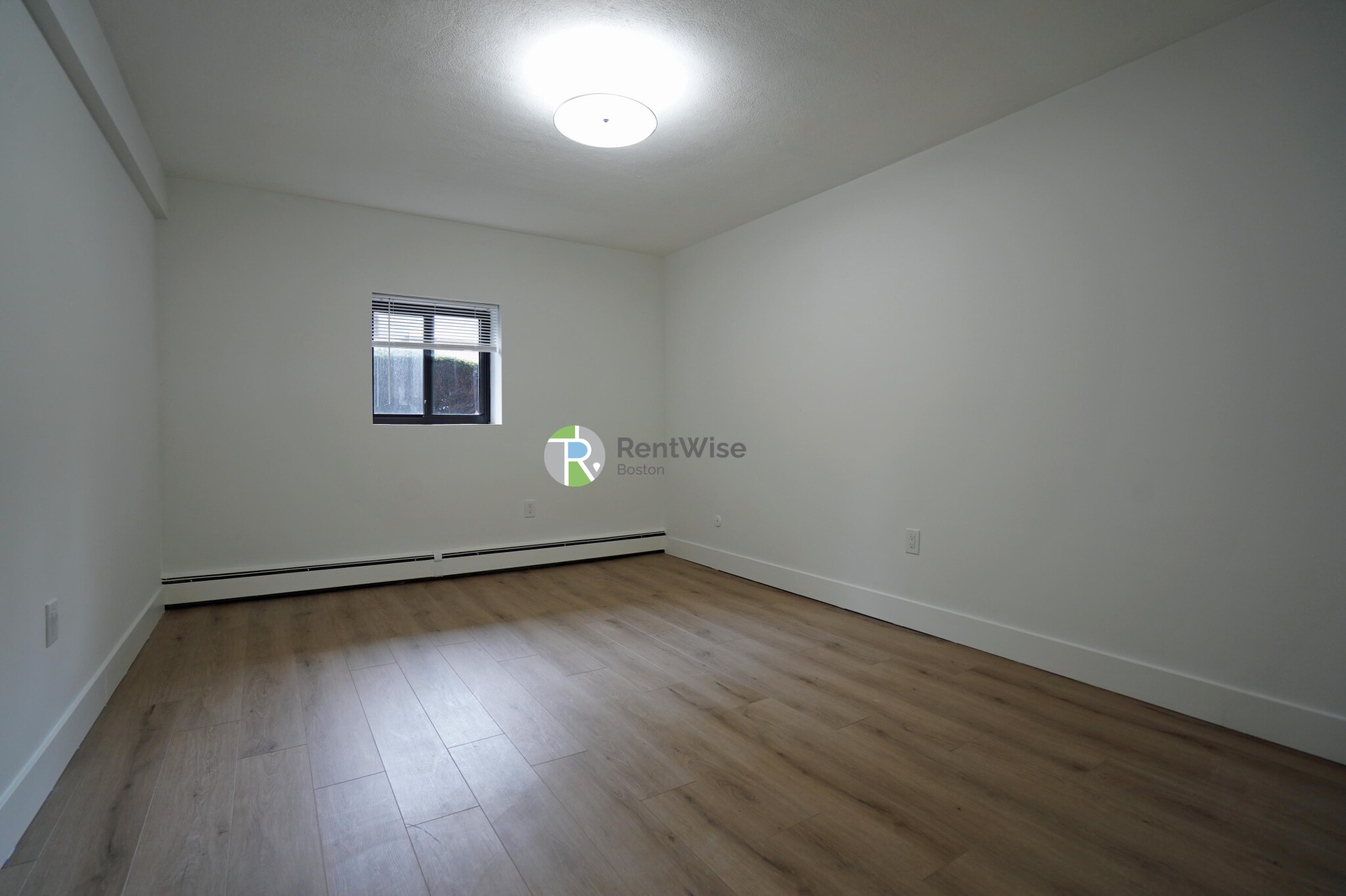 741 East 6th St, South Boston