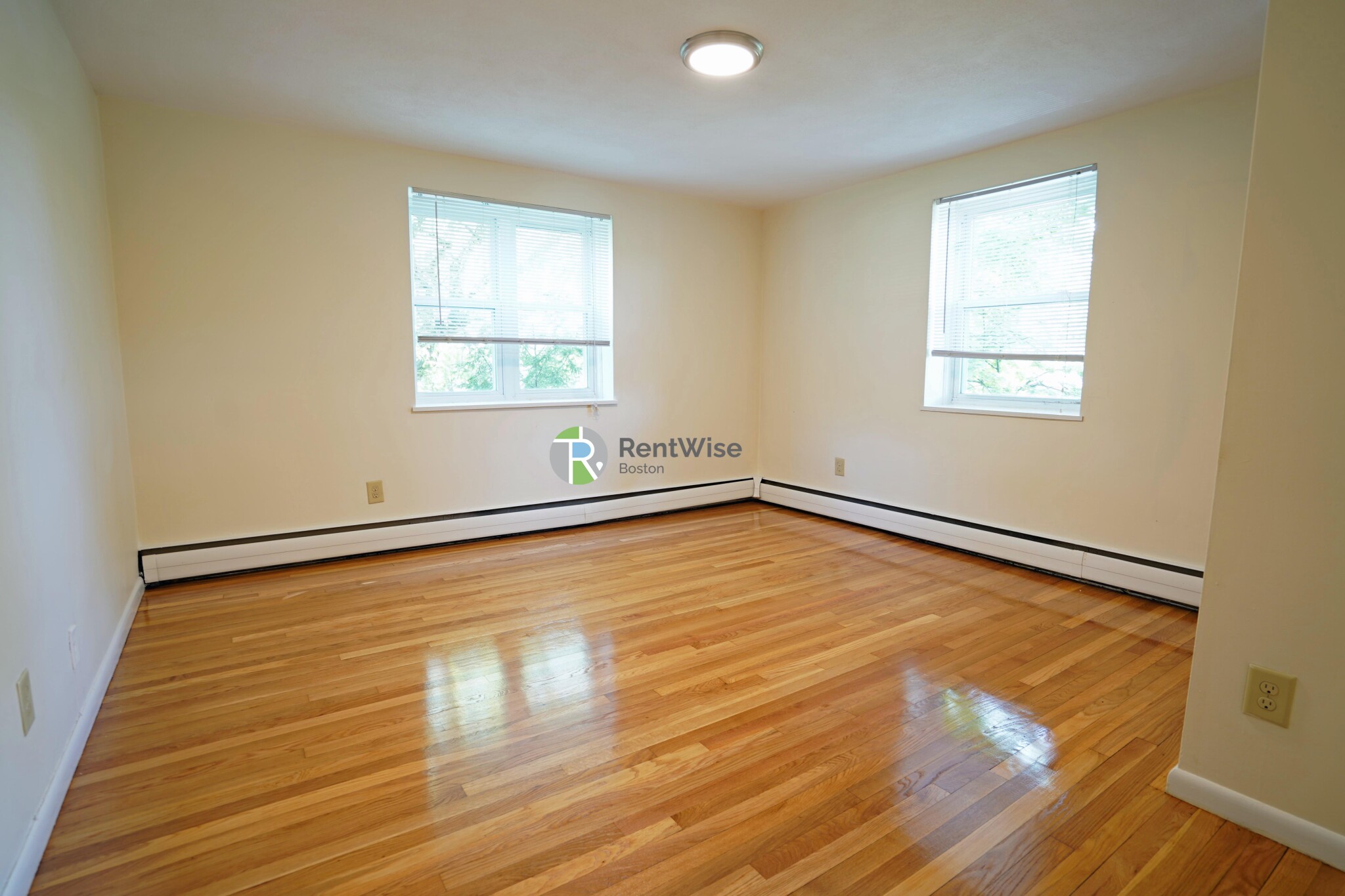 110 Babcock St, North Brookline