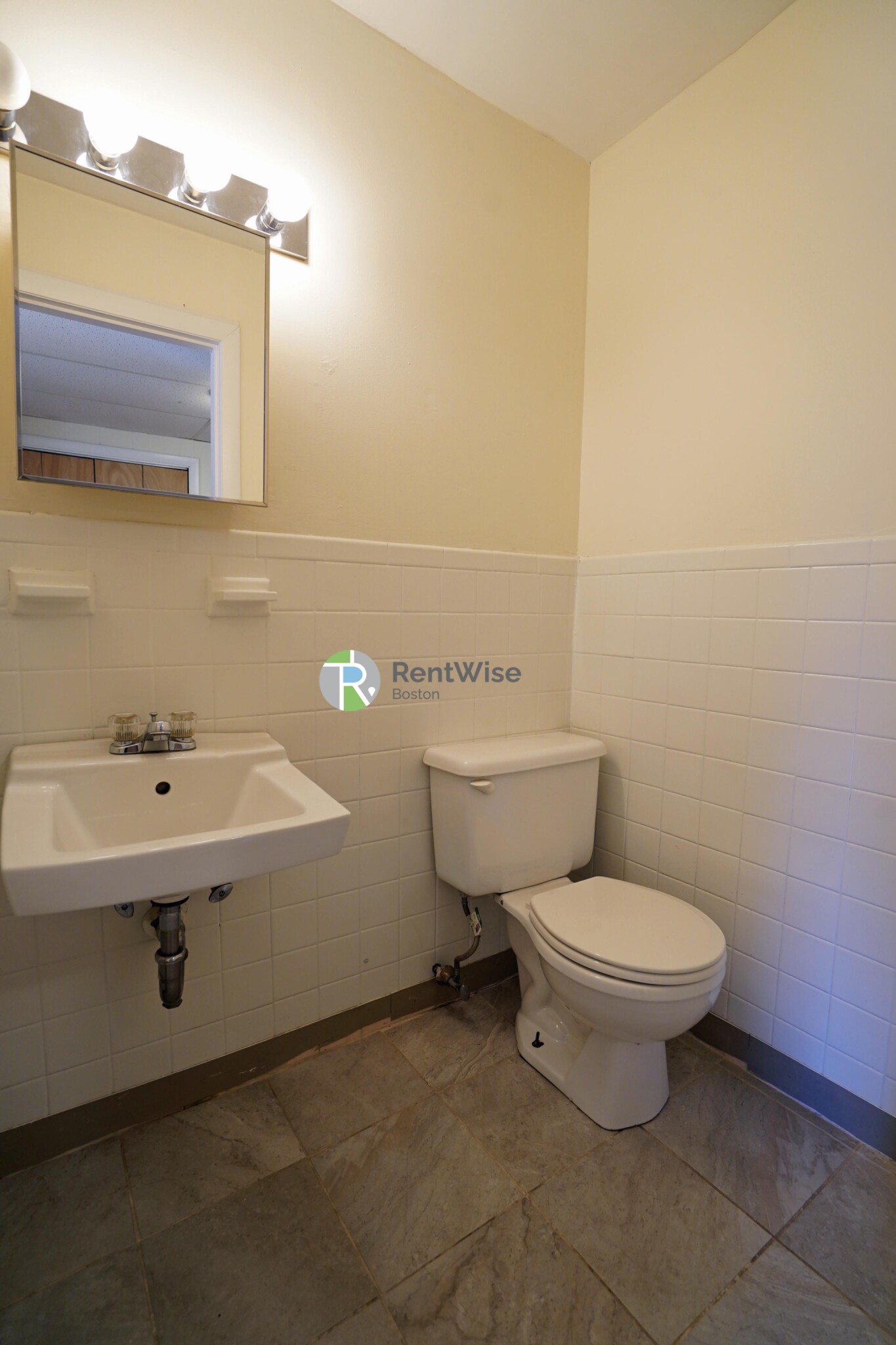 1131 Commonwealth Ave, Brighton