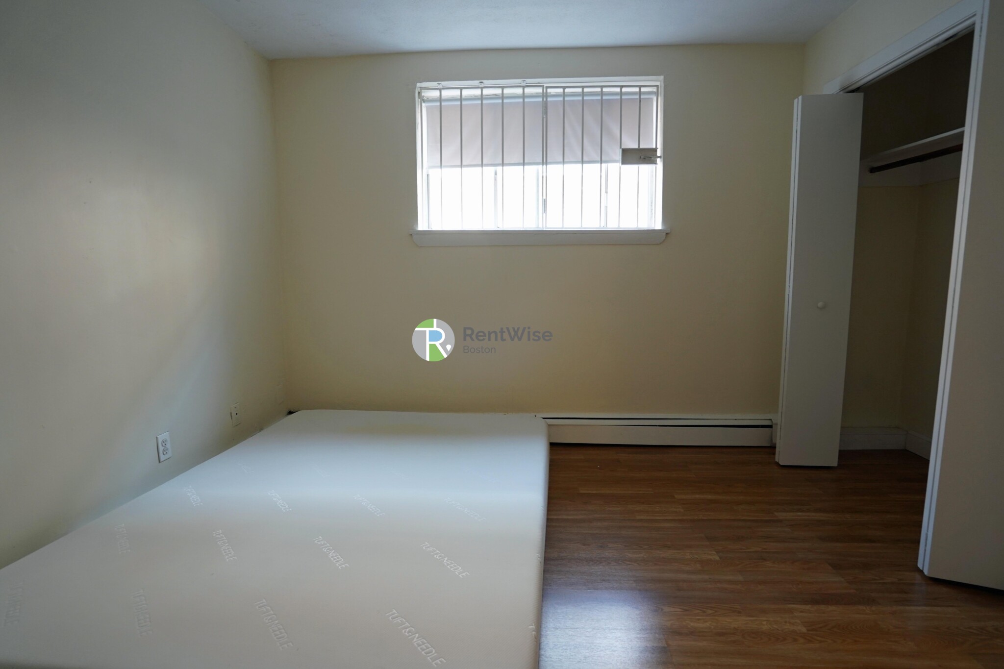 88 Gardner St, Allston