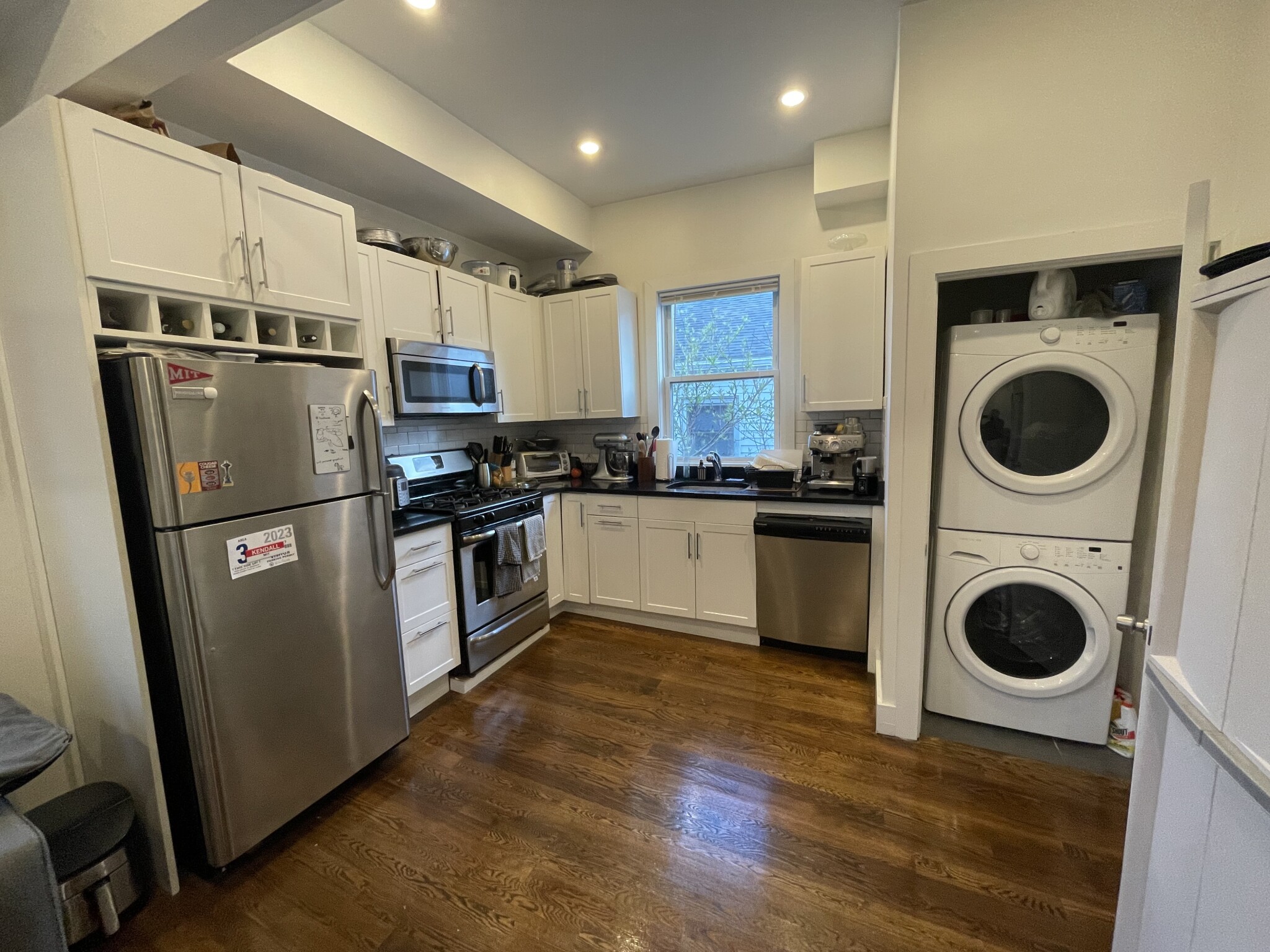 376 Cambridge St, East Cambridge