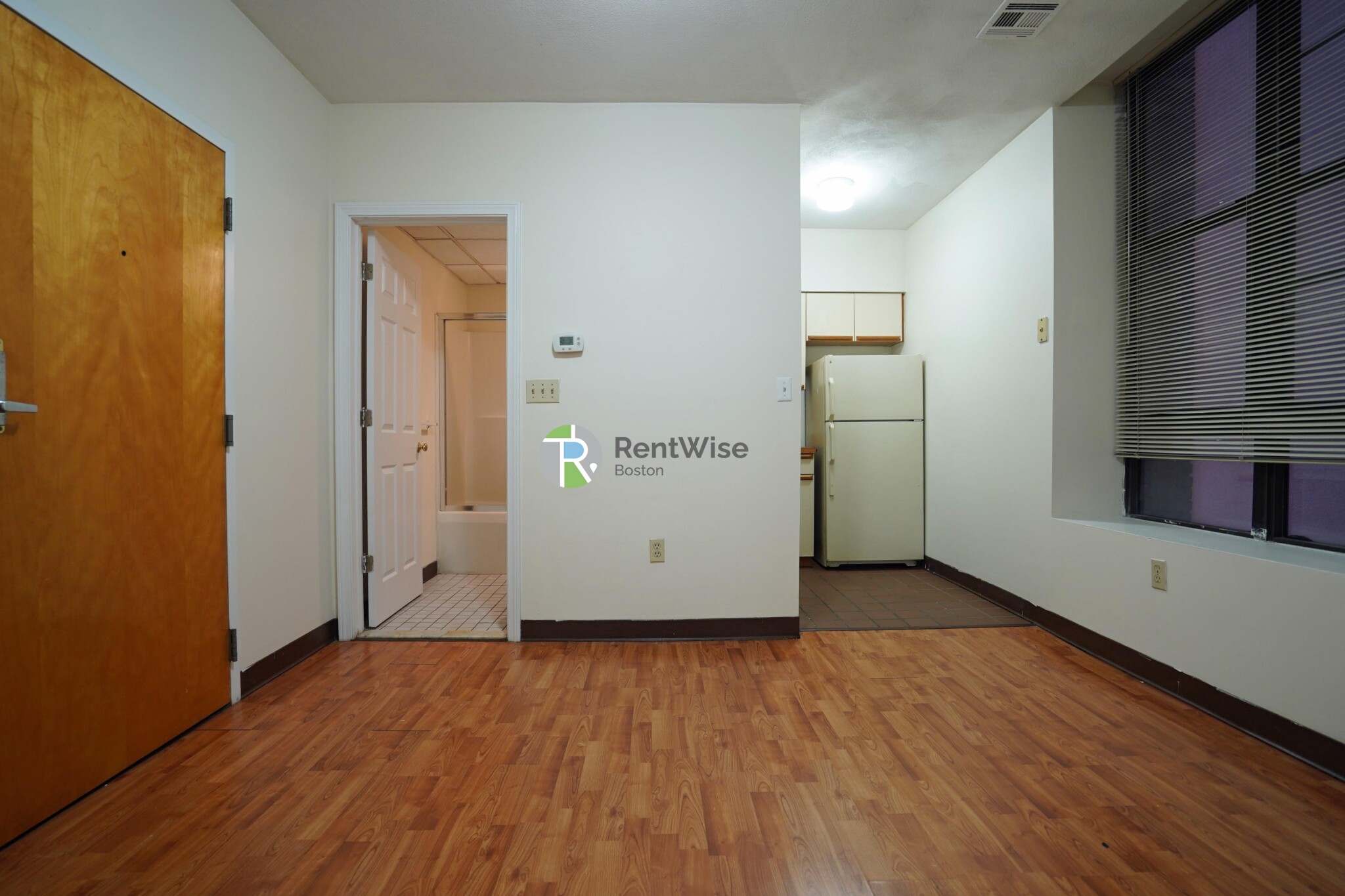 81 Essex St, Chinatown