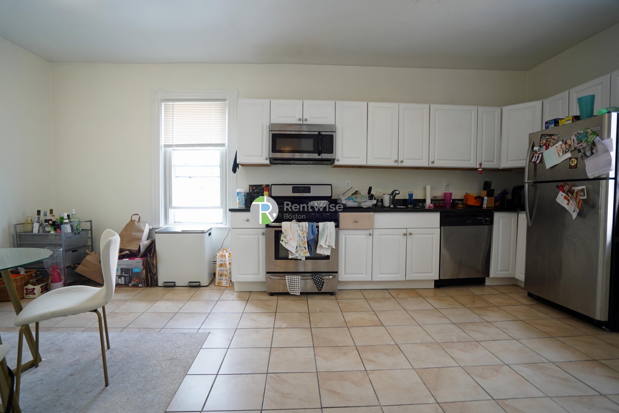 231 Charles St, East Cambridge