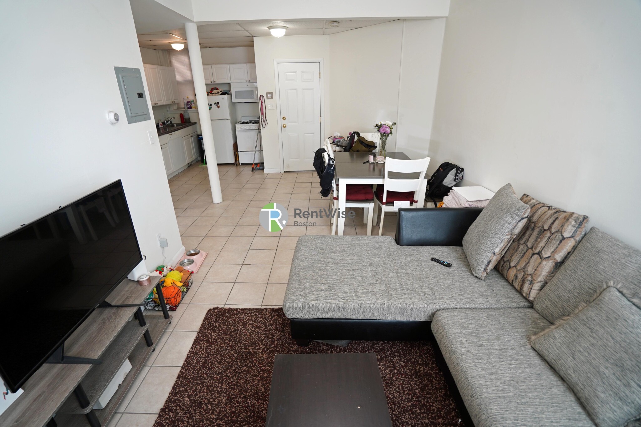 1298 Commonwealth Ave, Allston