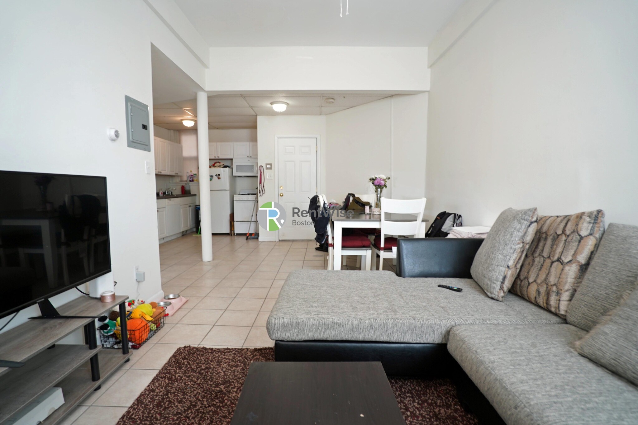 1298 Commonwealth Ave, Allston