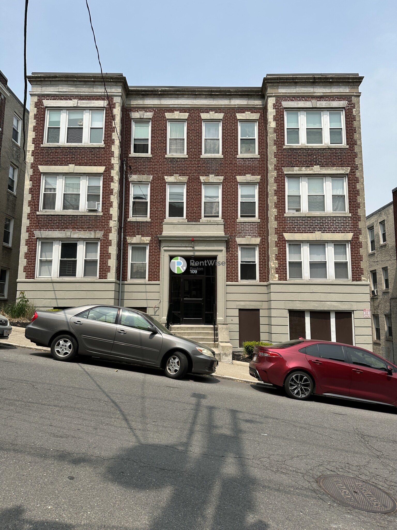 109 Brainerd Rd, Brighton