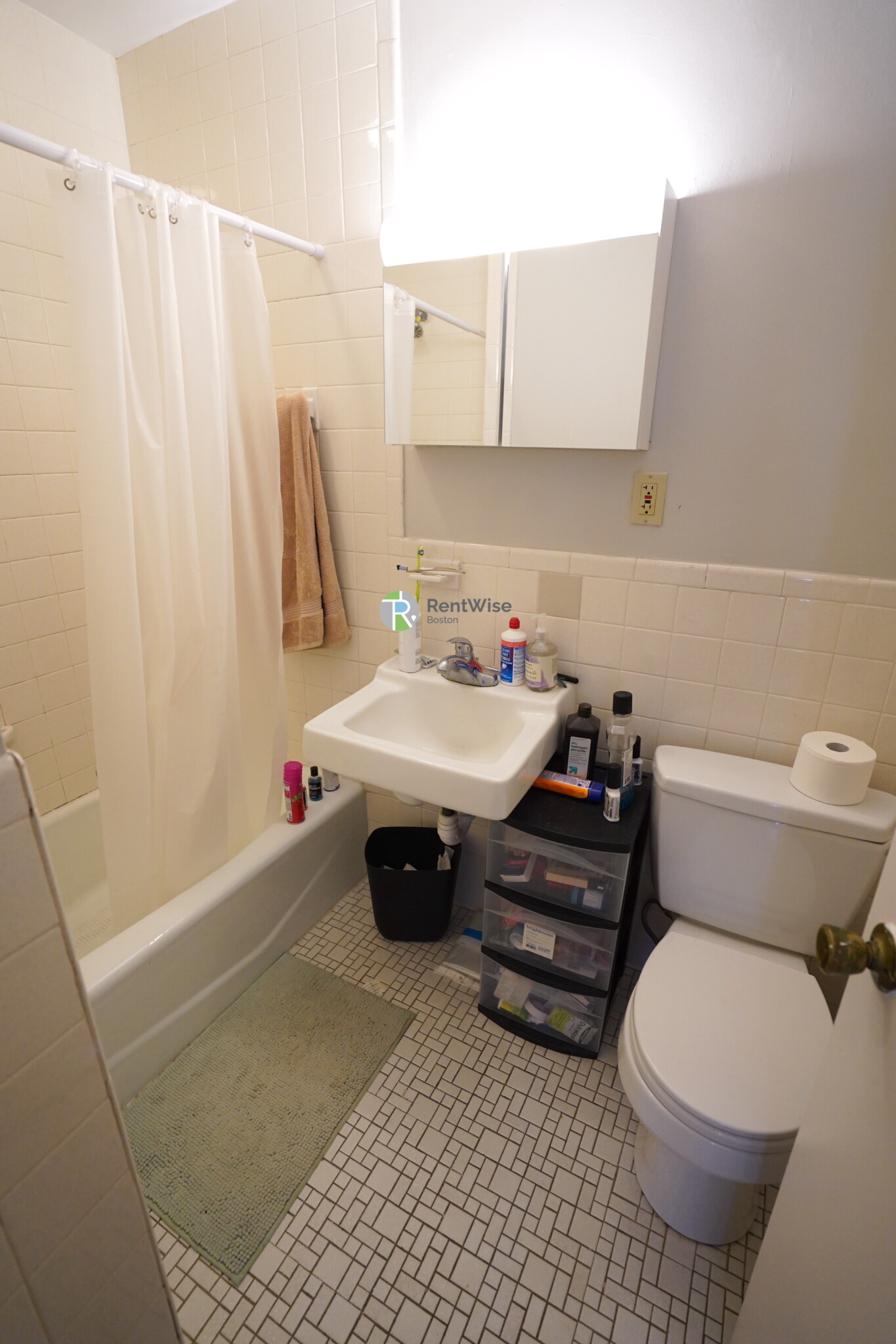 9 Elmer St, Harvard Square