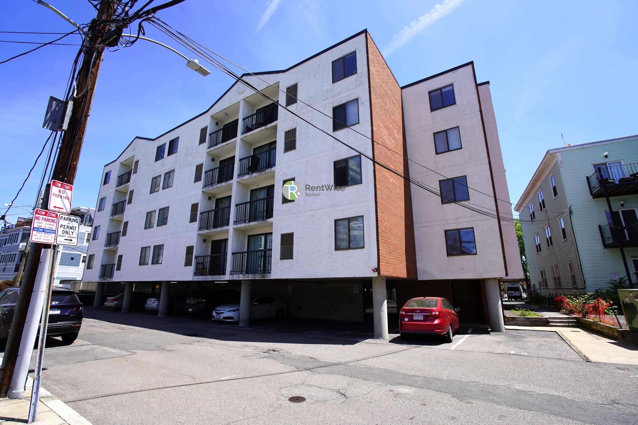 16 Elmer St, Cambridgeport