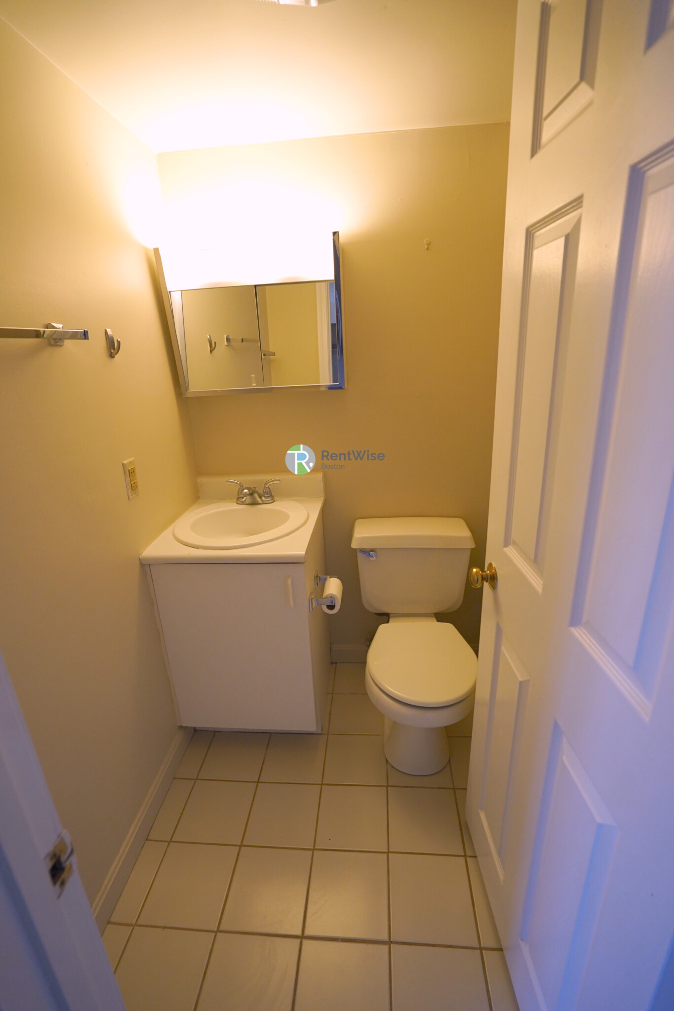 16 Elmer St, Cambridgeport