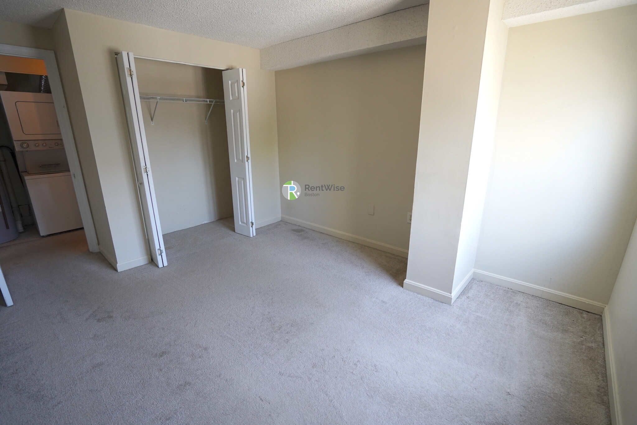 16 Elmer St, Cambridgeport