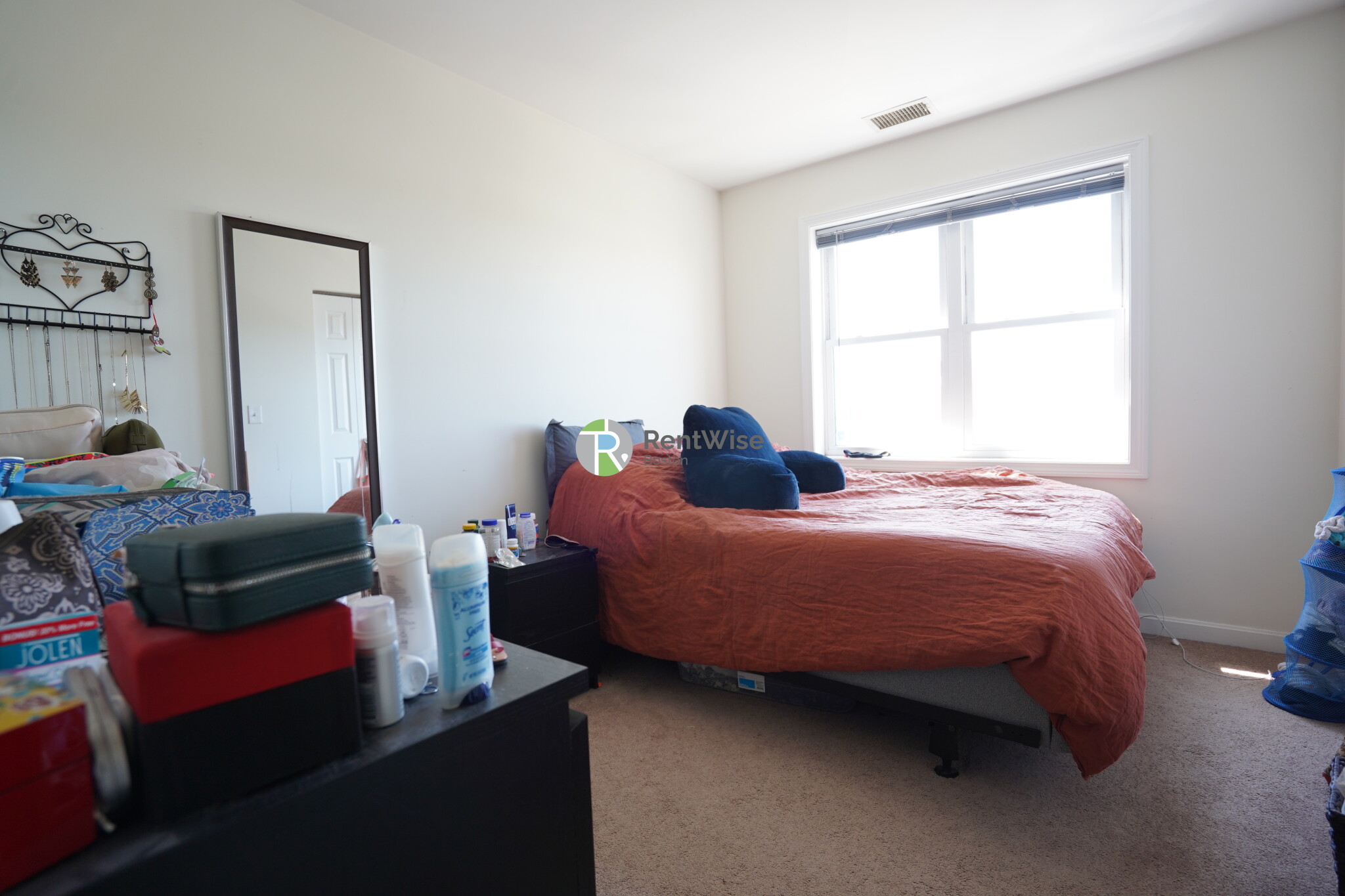 660 Cambridge St, East Cambridge