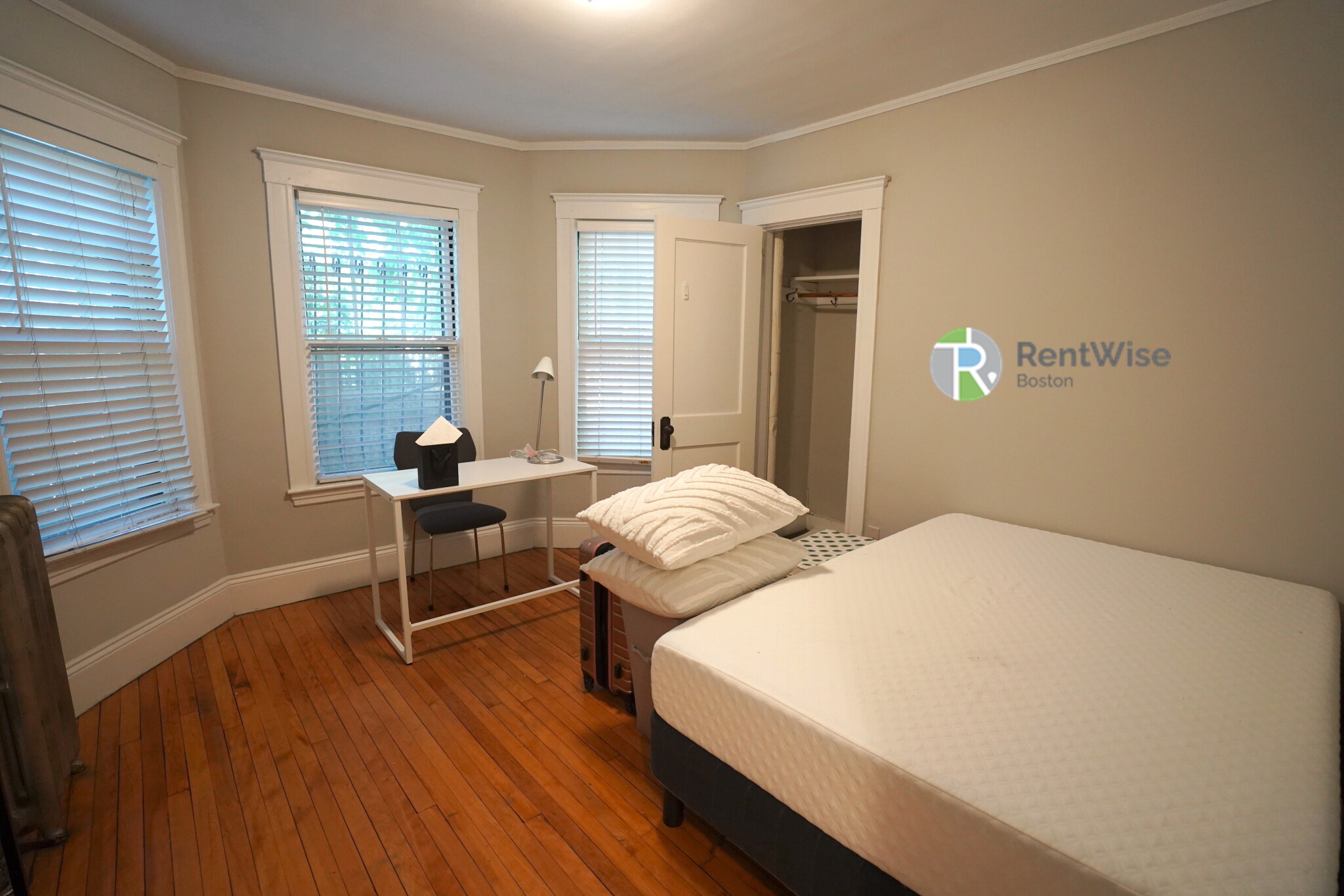 13 Story St, Harvard Square