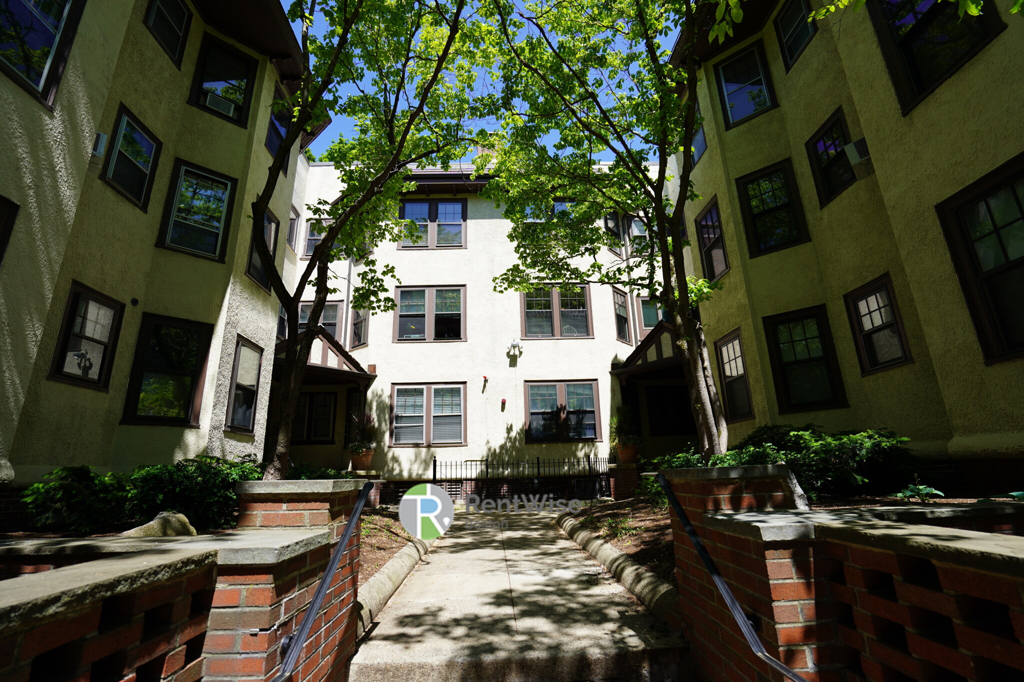 13 Story St, Harvard Square