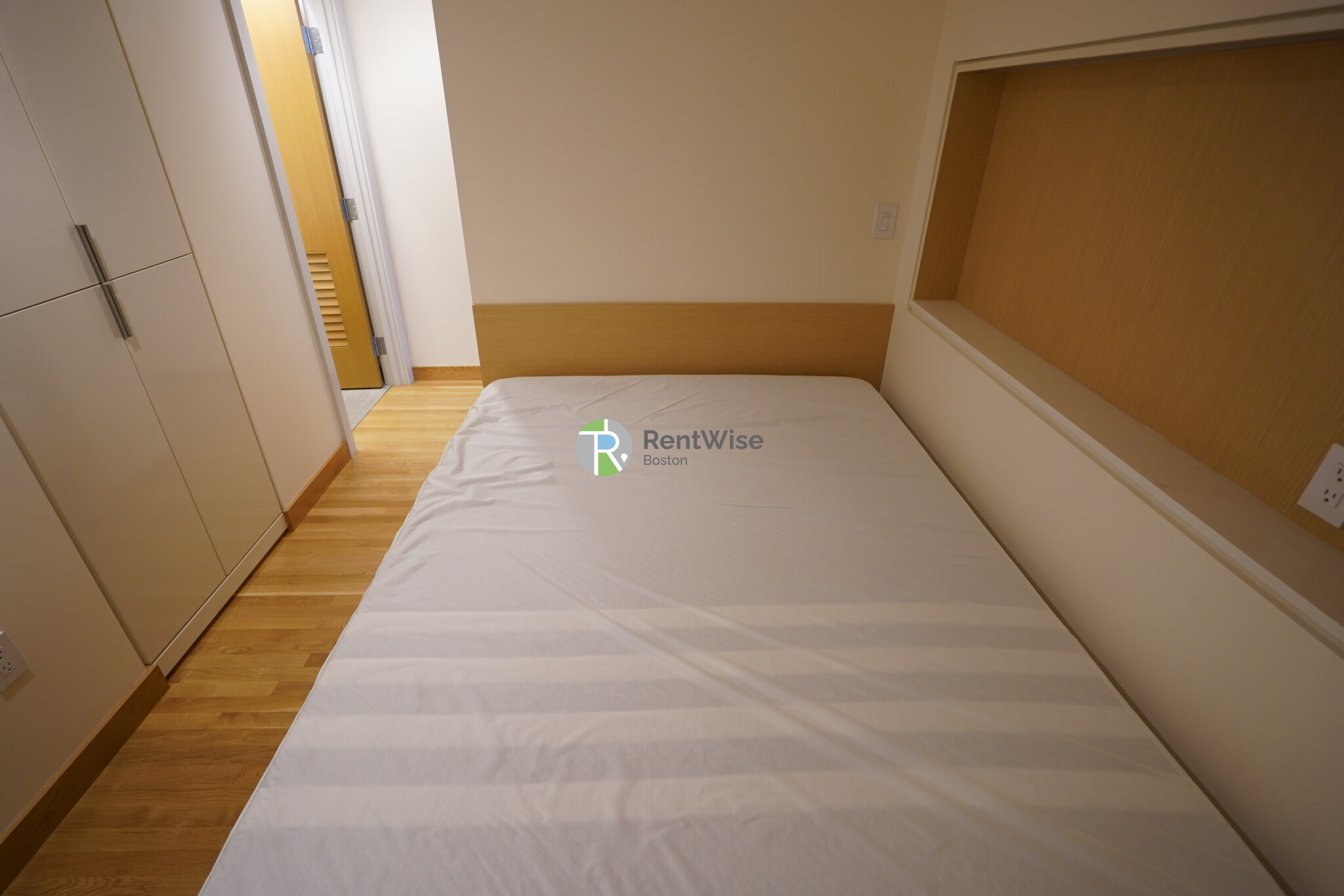 115 Mount Auburn St, Harvard Square