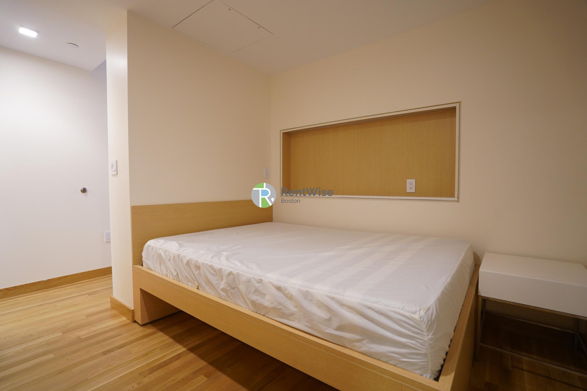 115 Mount Auburn St, Harvard Square