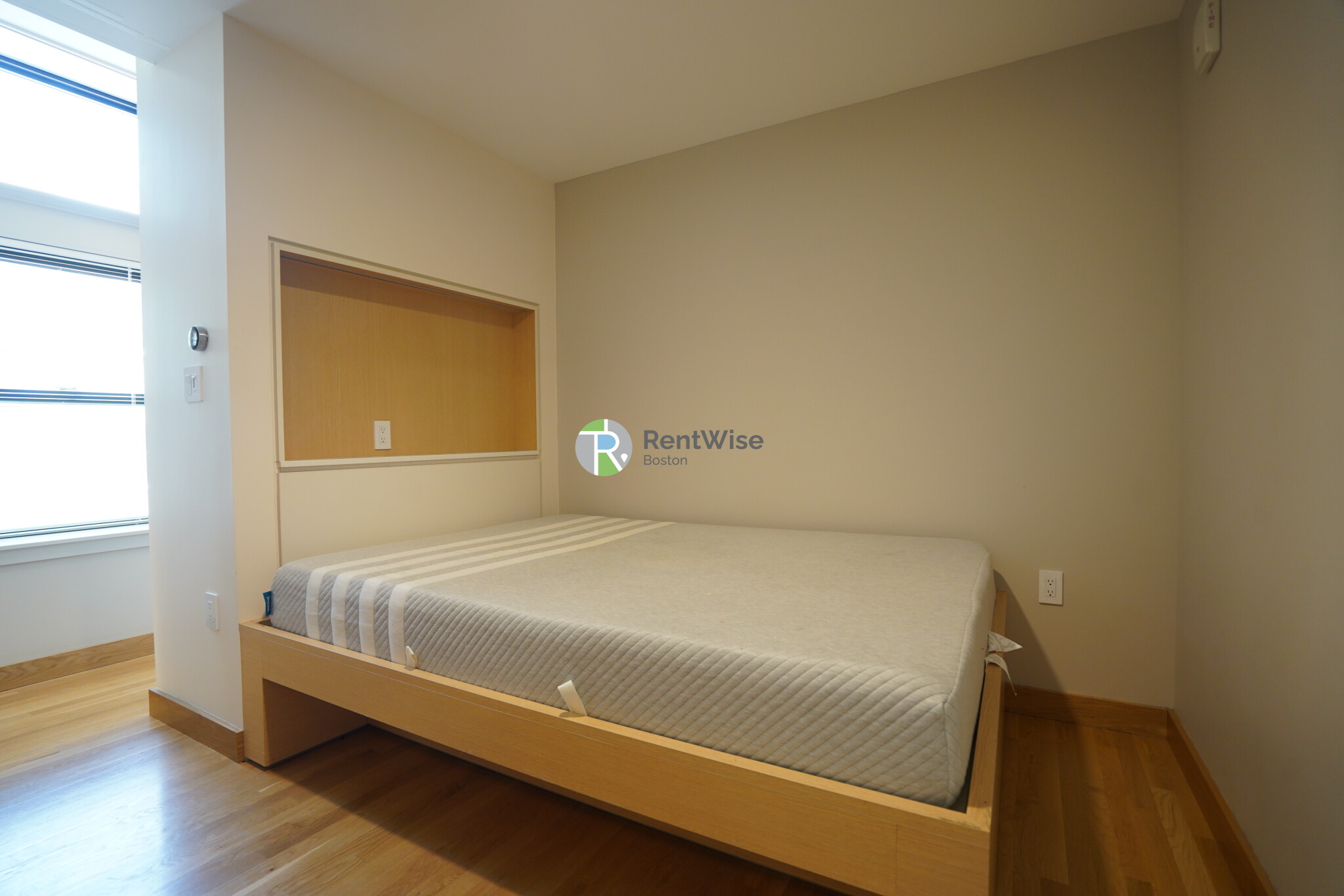 115 Mount Auburn St, Harvard Square