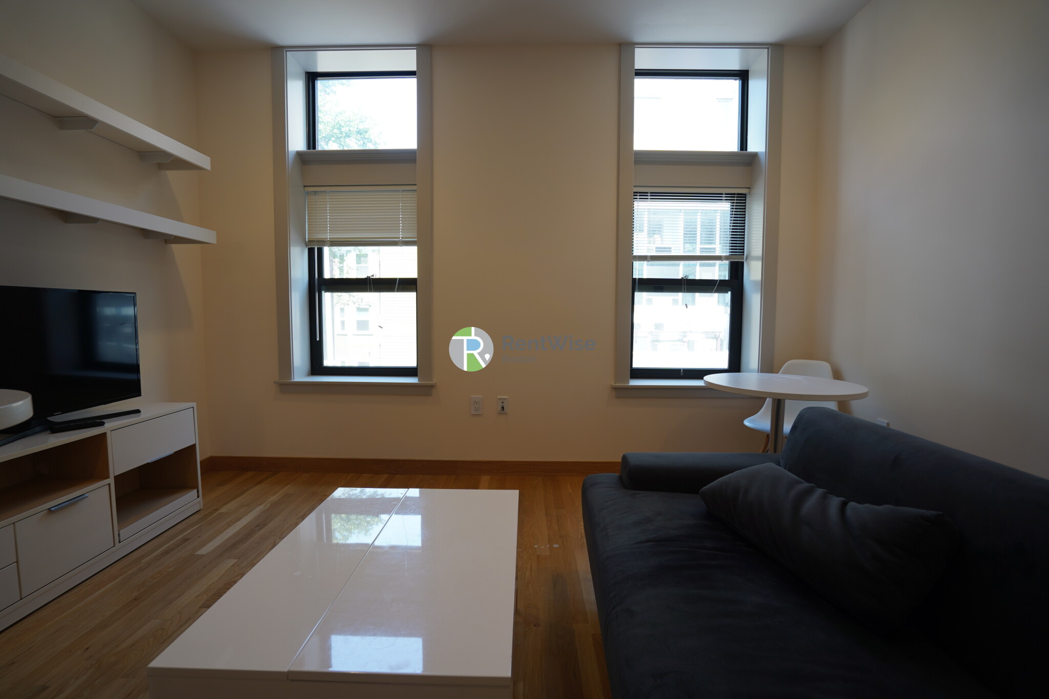 115 Mount Auburn St, Harvard Square