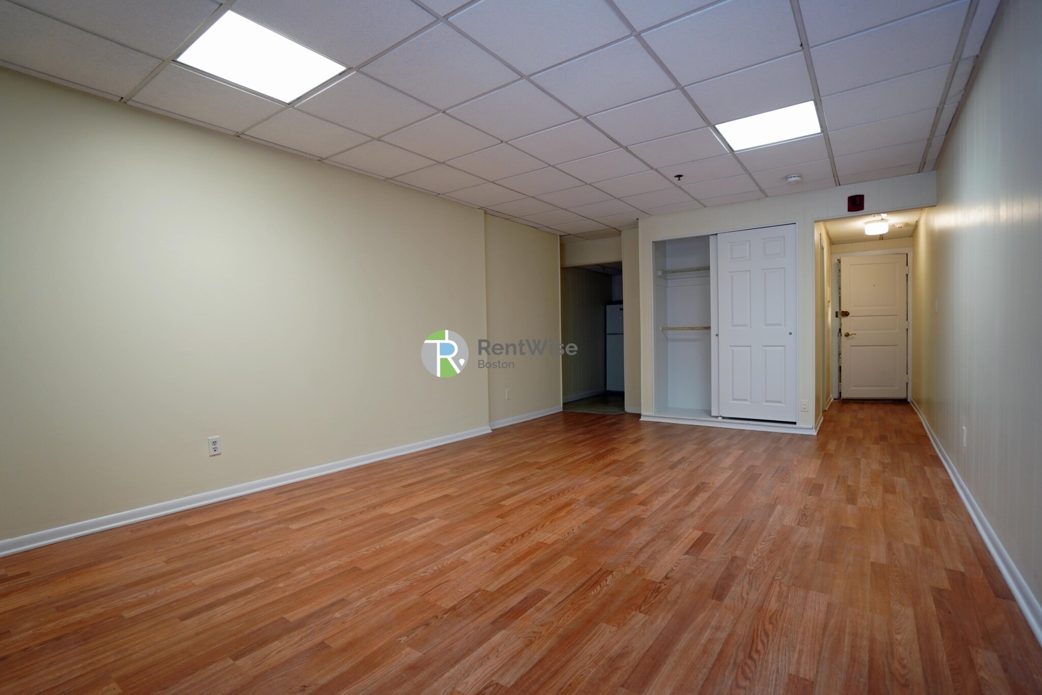 62 Boylston St, Midtown