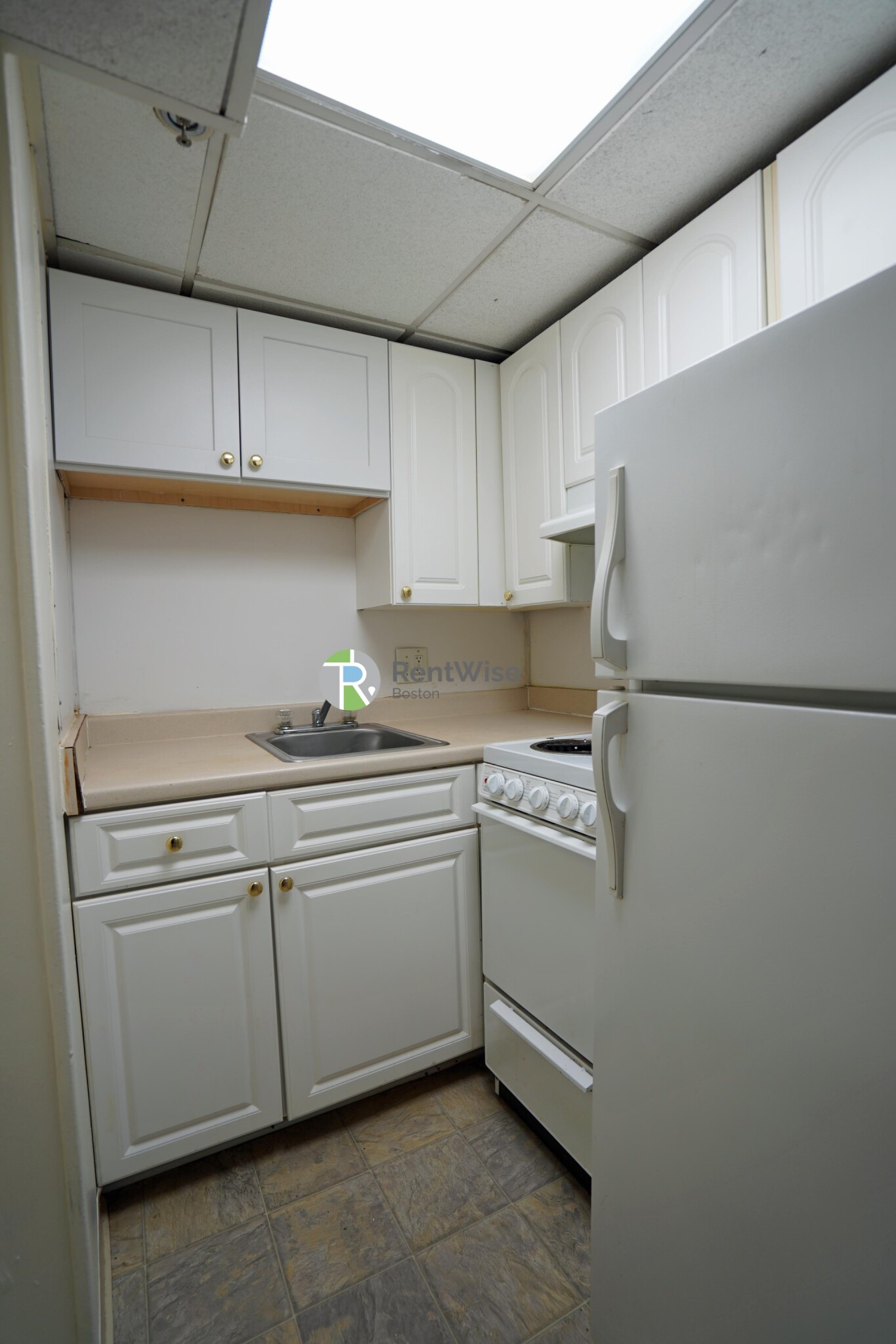 62 Boylston St, Midtown