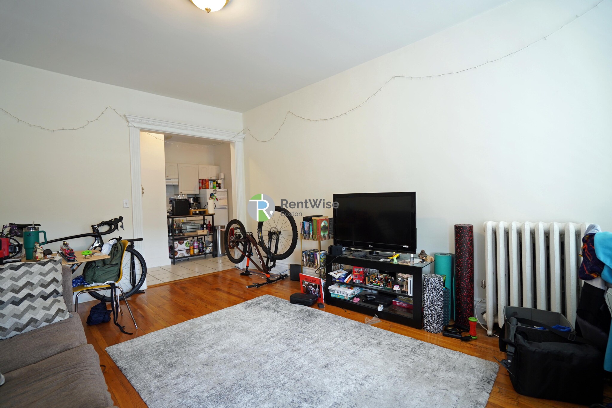 1298 Commonwealth Ave, Allston