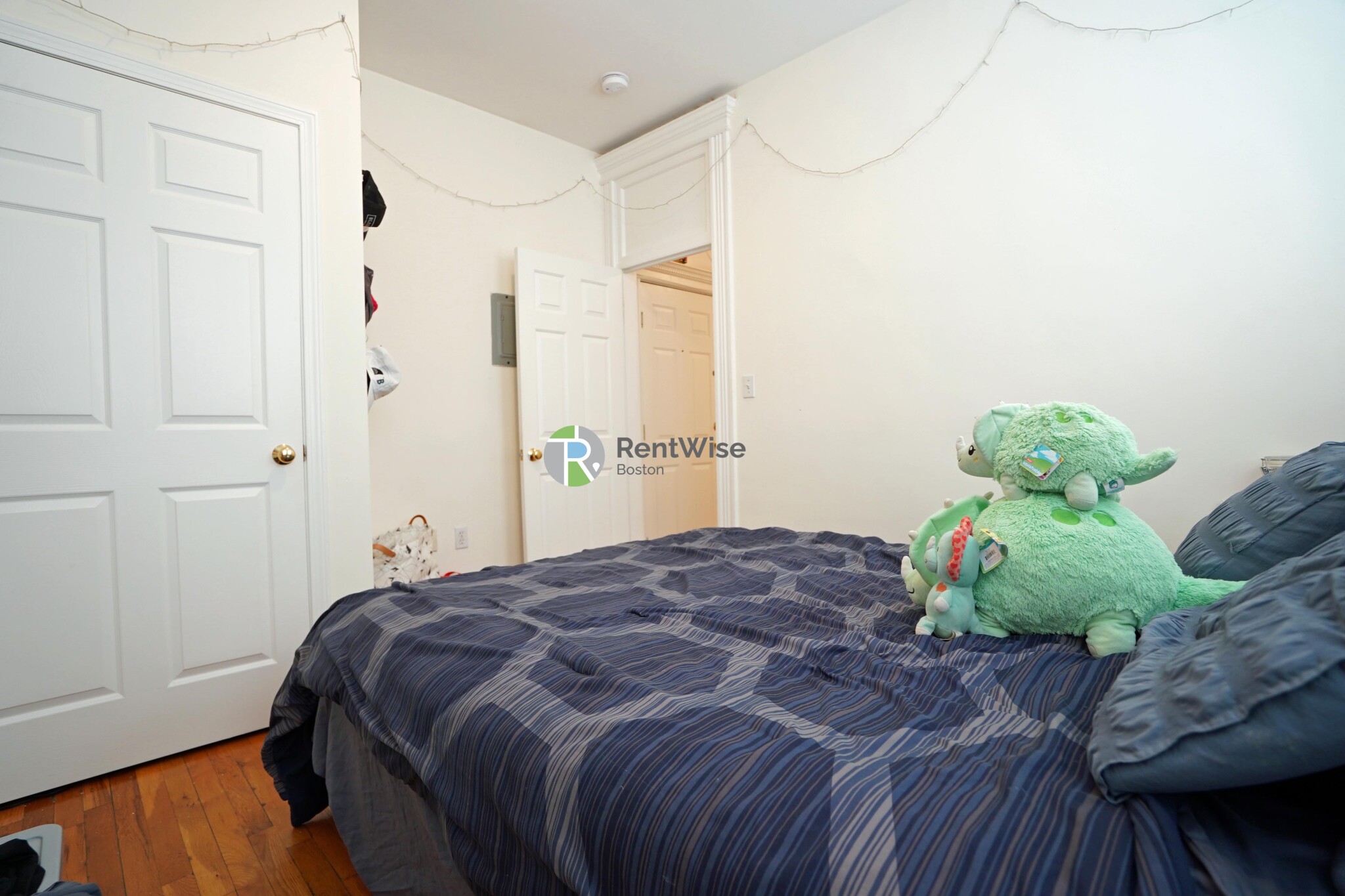 1298 Commonwealth Ave, Allston