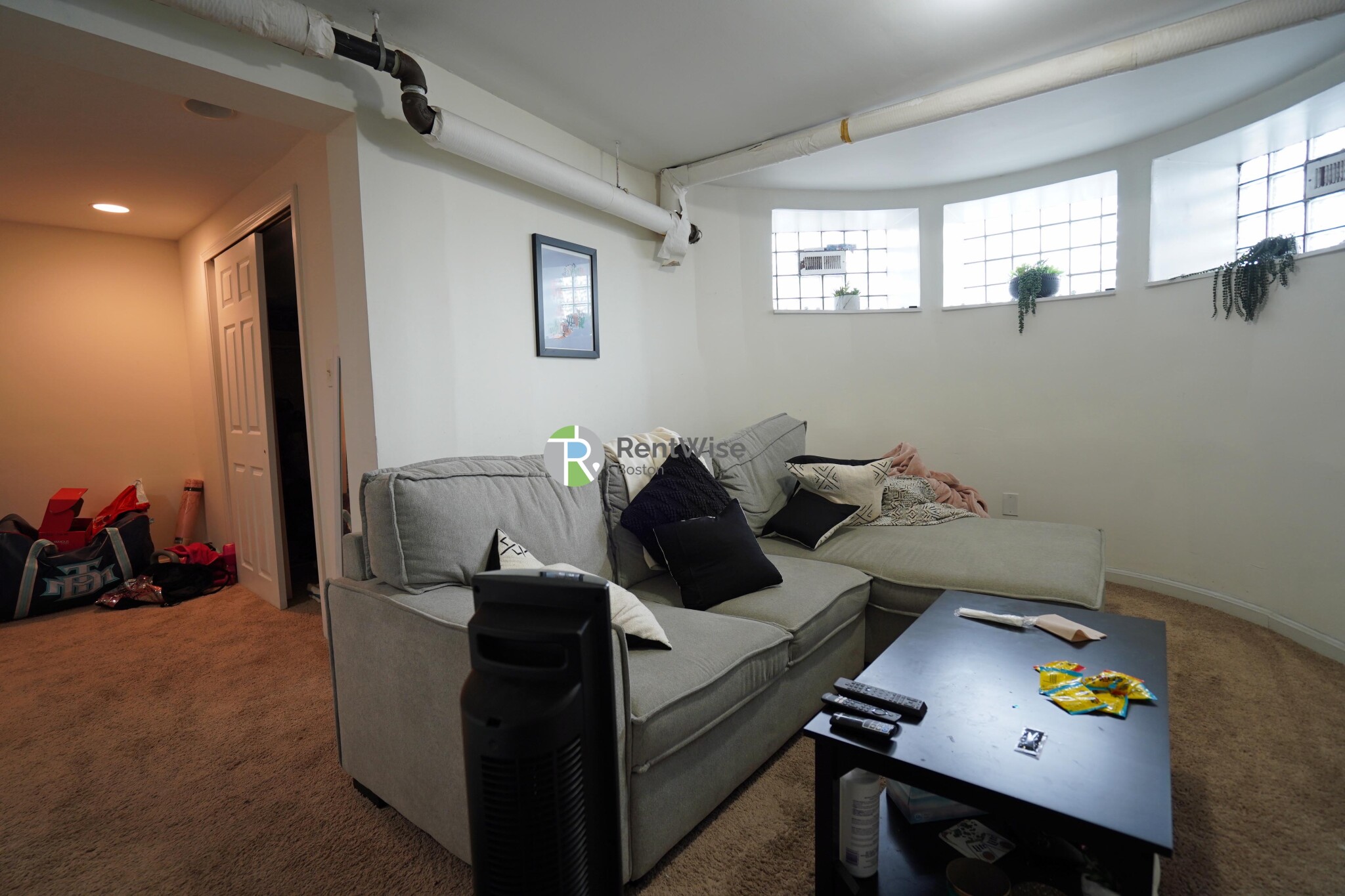 77 Brighton Ave, Allston