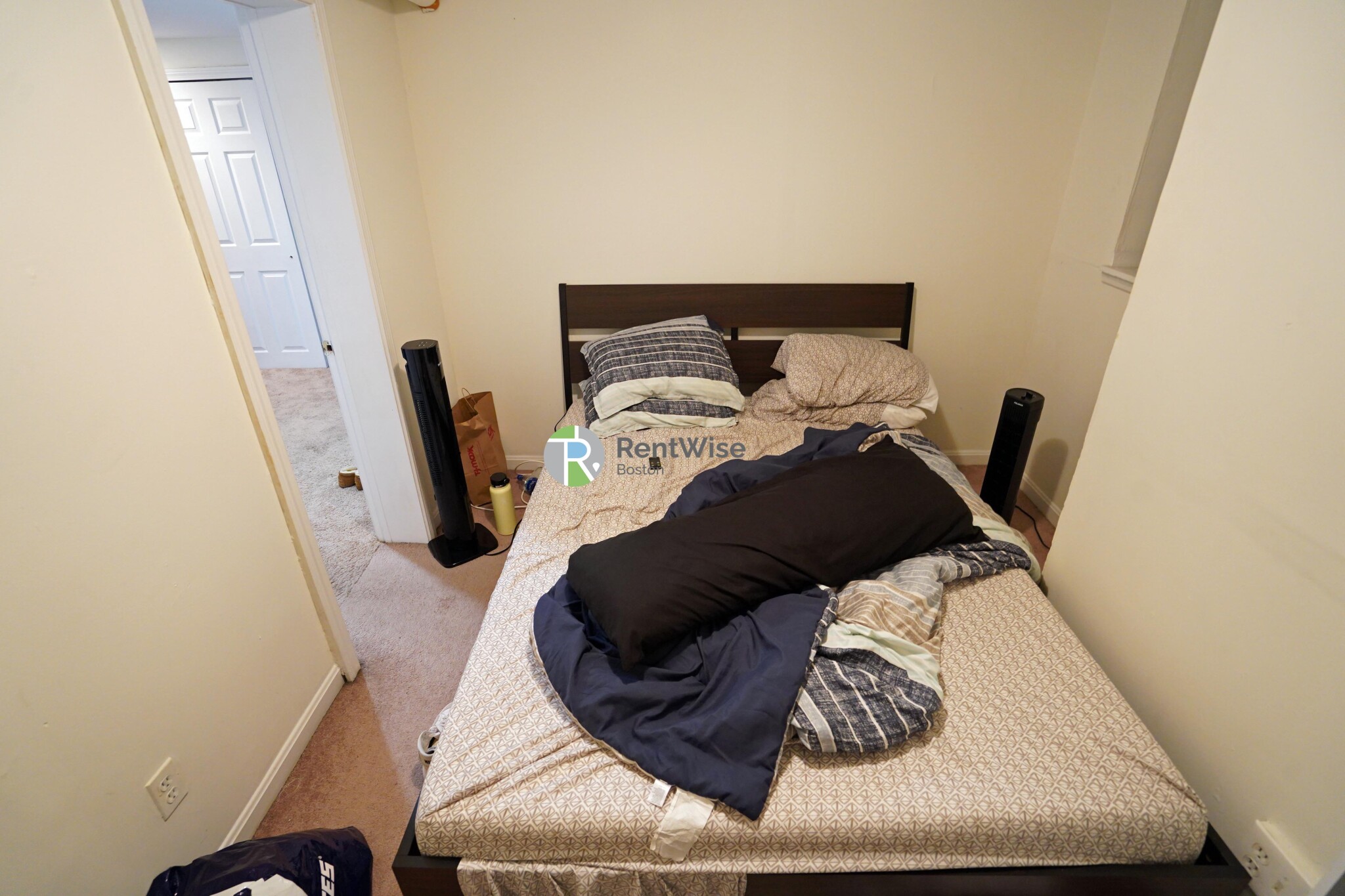 77 Brighton Ave, Allston