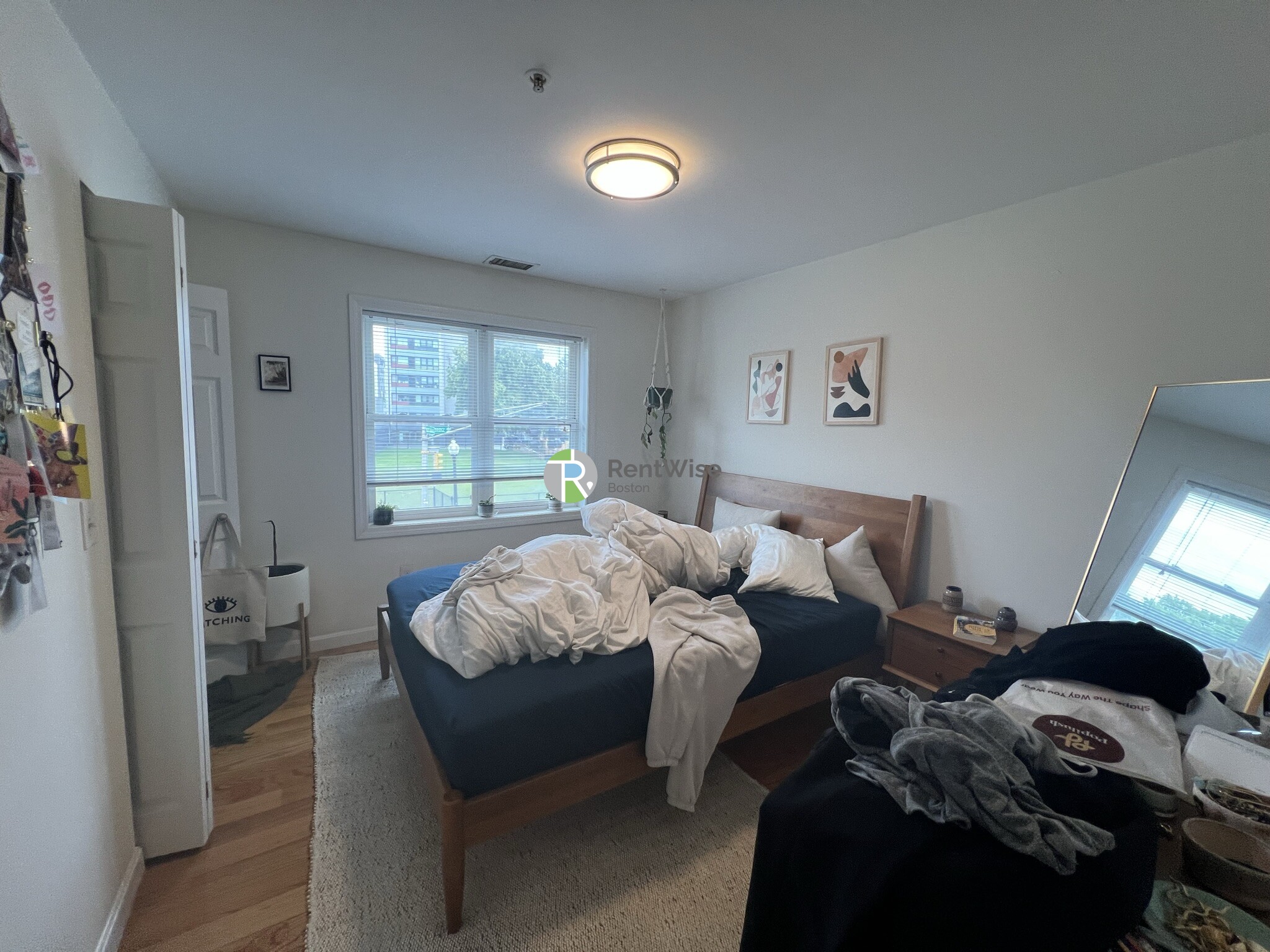 660 Cambridge St, East Cambridge