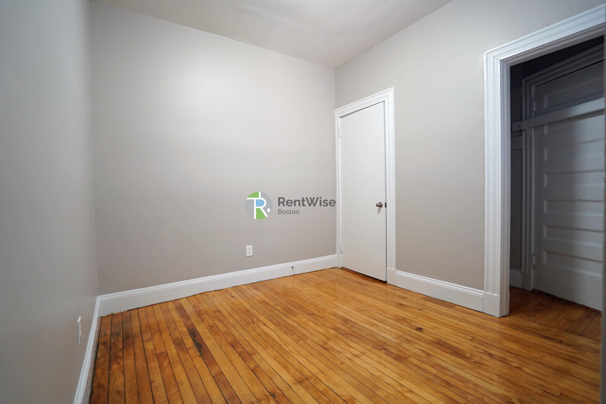 72 Gardner St, Allston