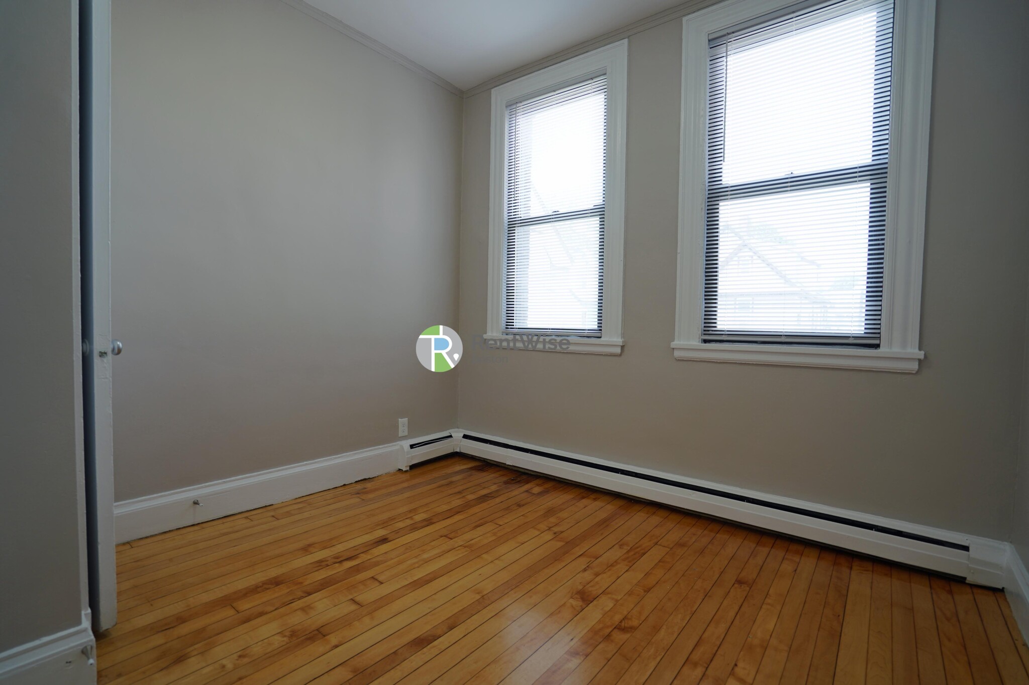 72 Gardner St, Allston