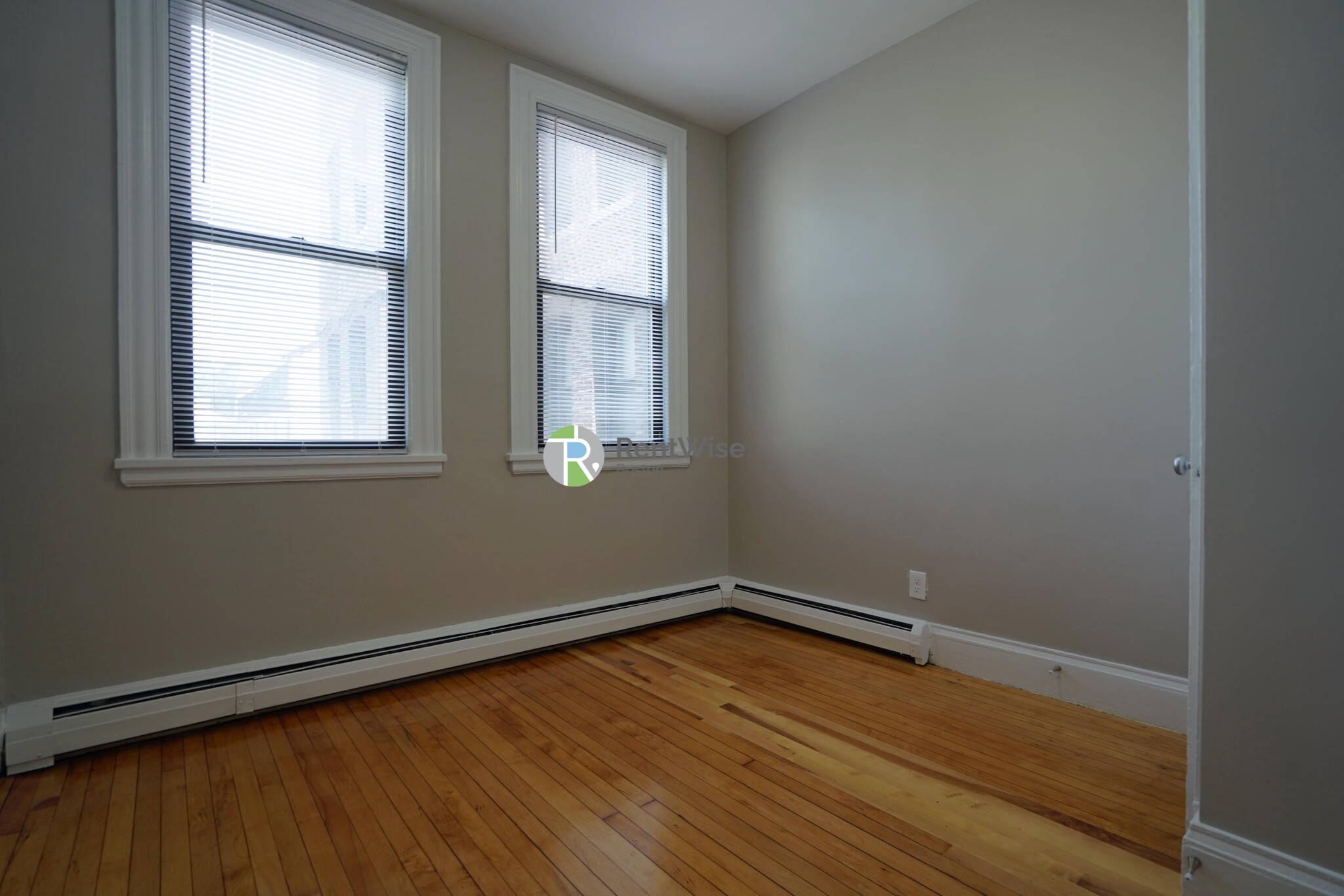 72 Gardner St, Allston